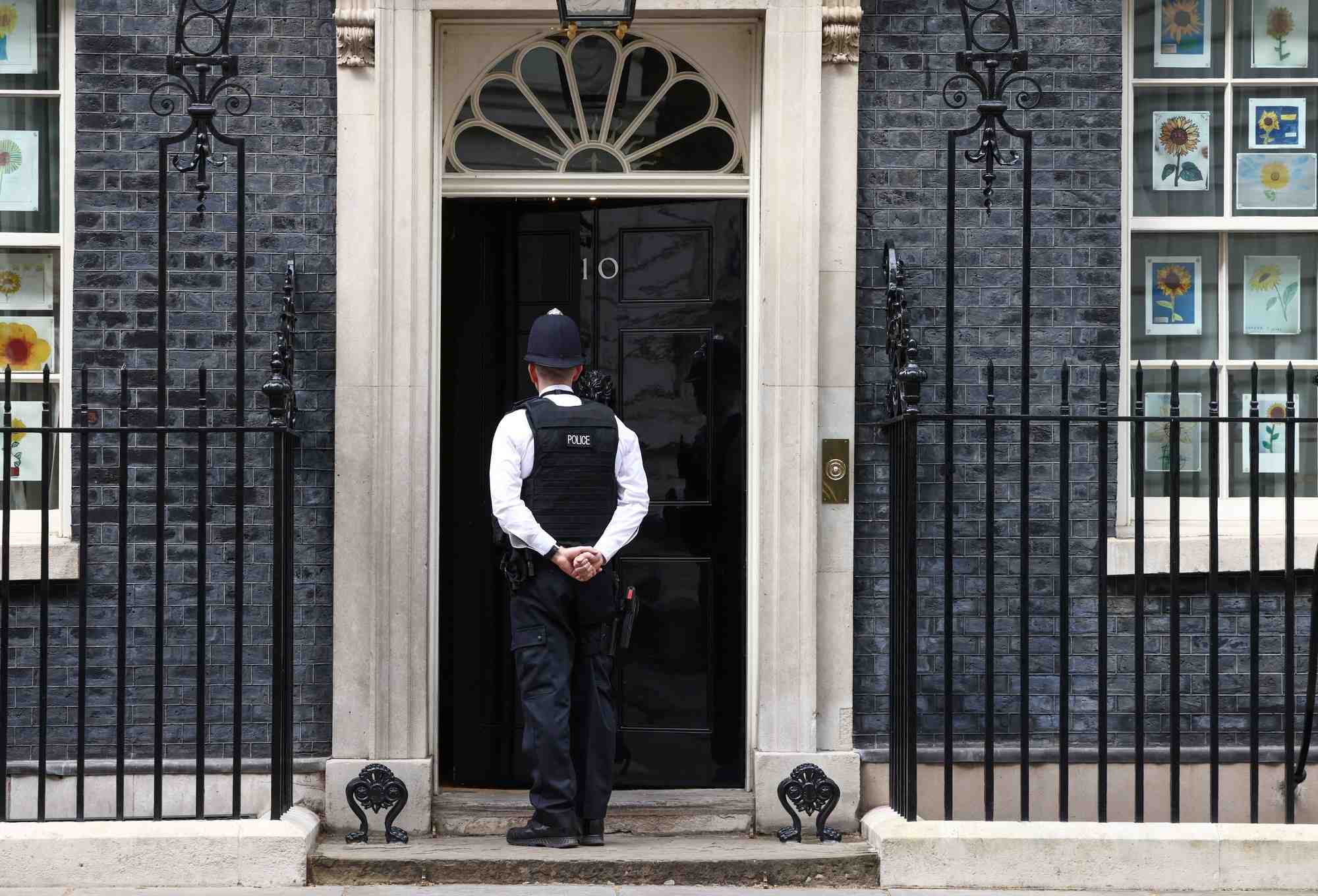 Sur une chaine russe, 2 britanniques captures demandent a etre echanges