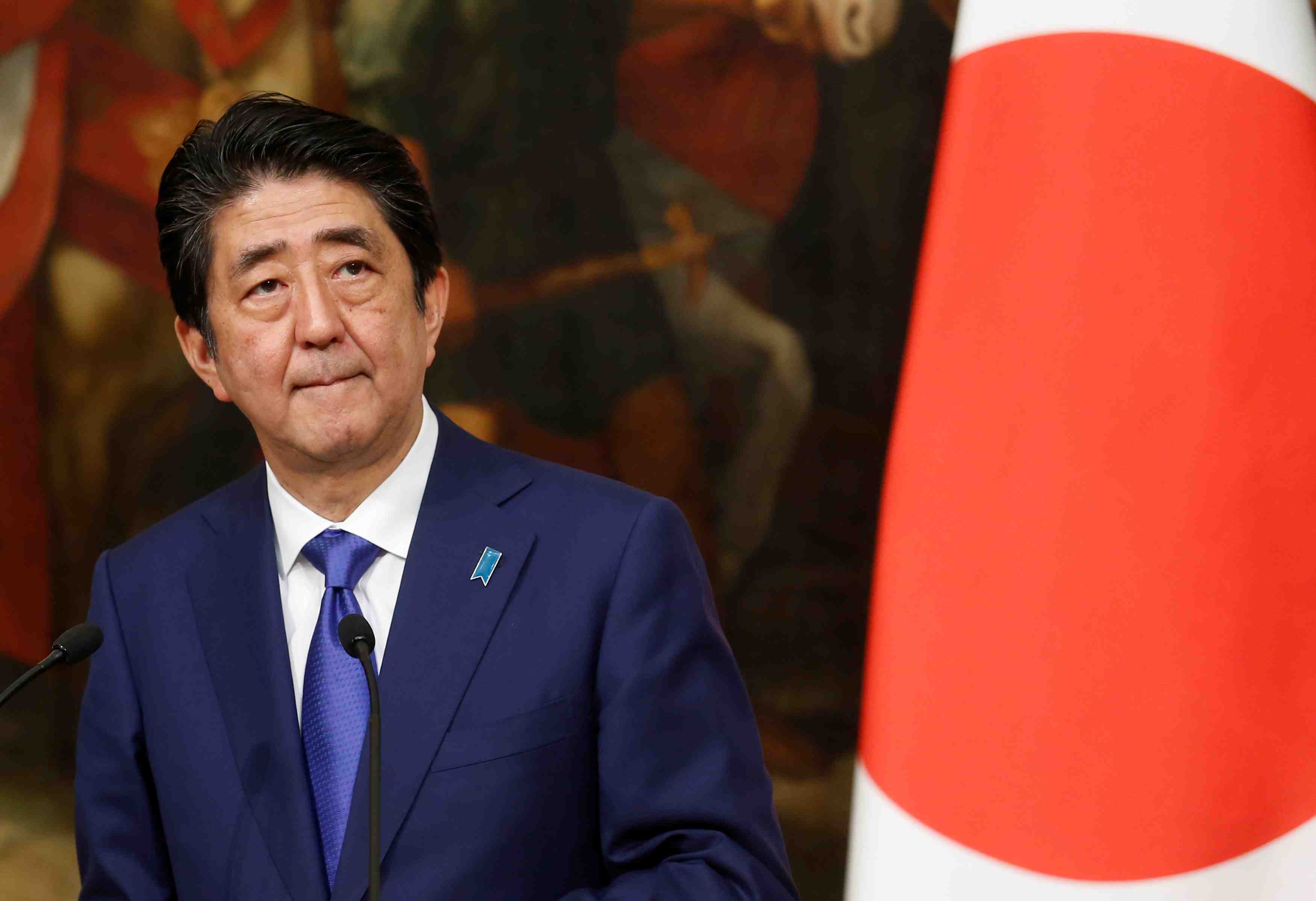 Discussions entre trump et abe sur le tir de missile nord-coreen