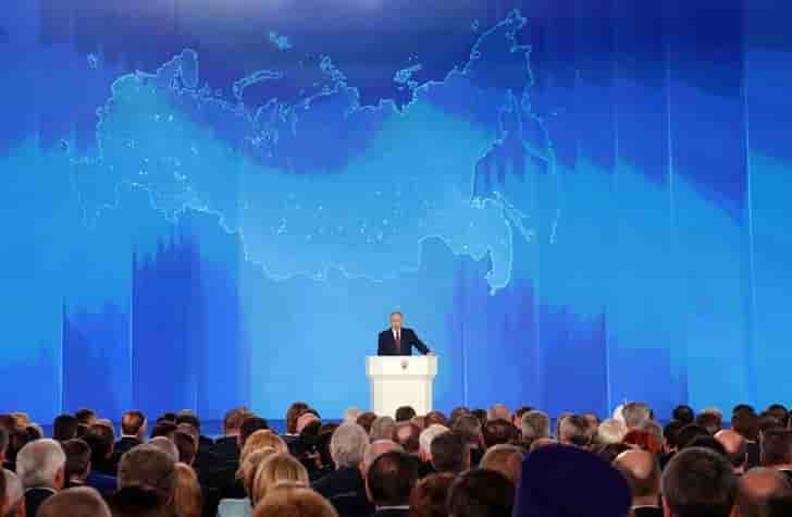 Poutine presente les nouvelles armes nucleaires de la russie