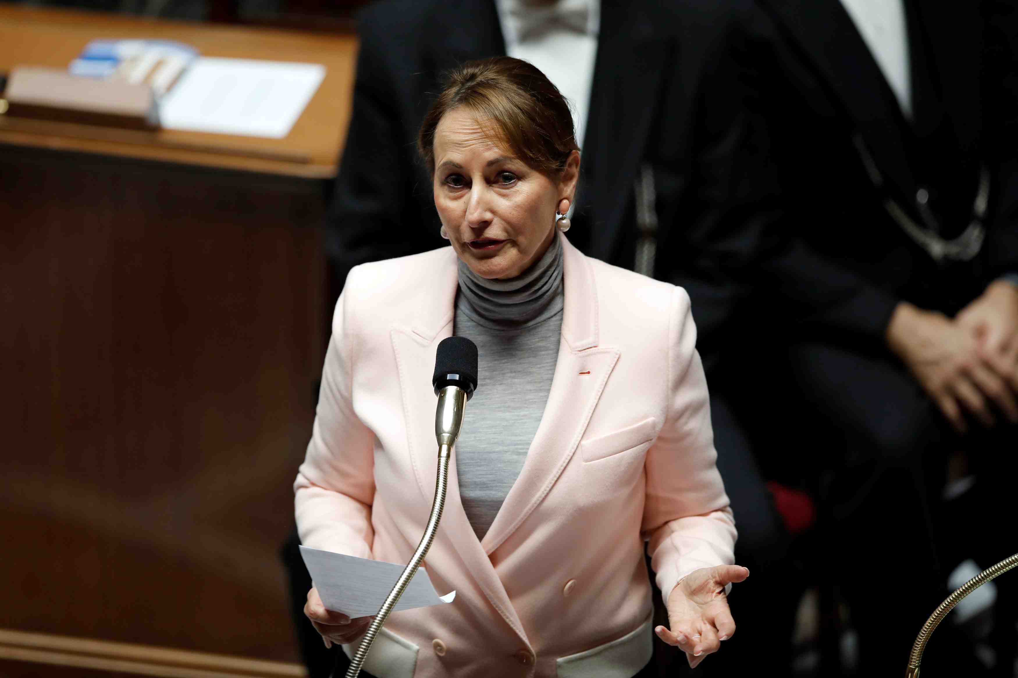 Royal critique une victoire du "lobby nucleaire"