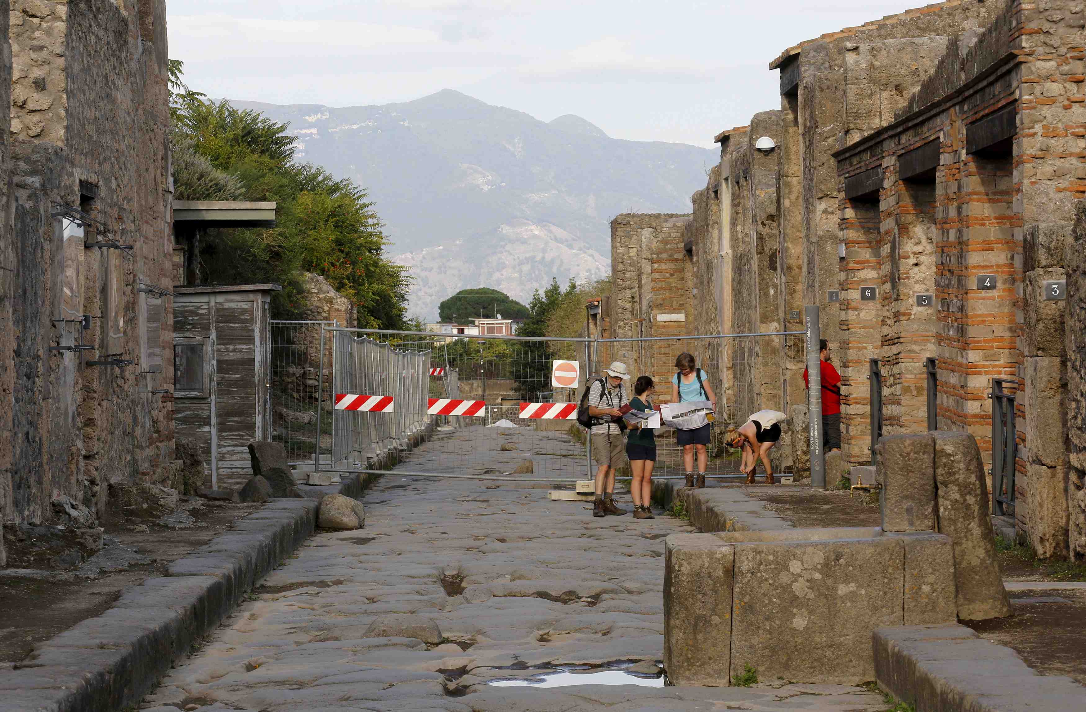 Un graffiti remet en question la date de la catastrophe de pompei