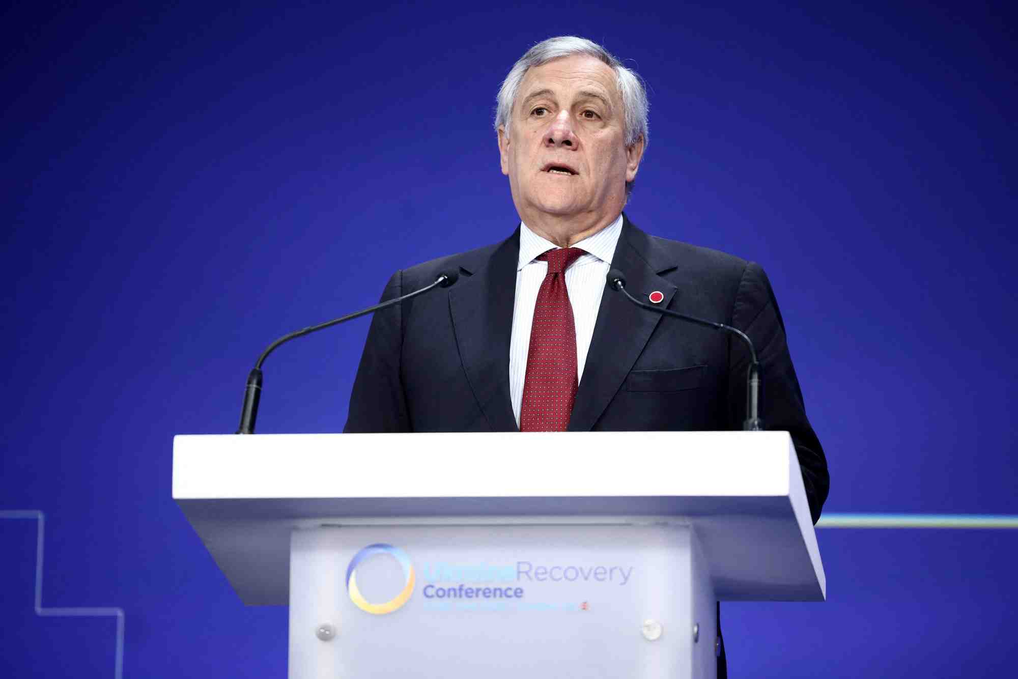 Le ministre italien des affaires etrangeres antonio tajani