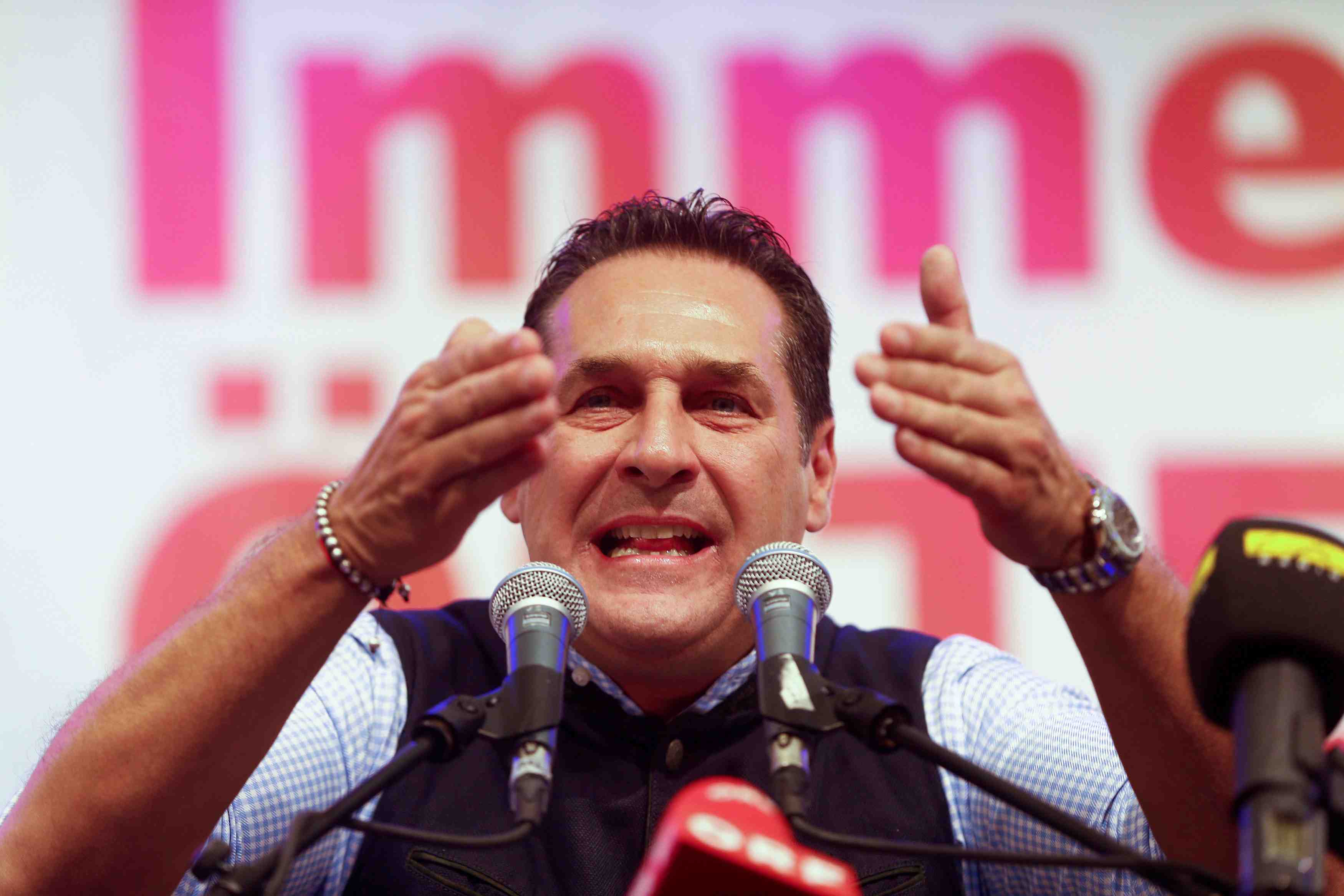 Le président du patri autrichien d'extrême droite FPÖ Heinz-Christian Strache donne un discours le 1er mai 2016 à Vienne, Autriche