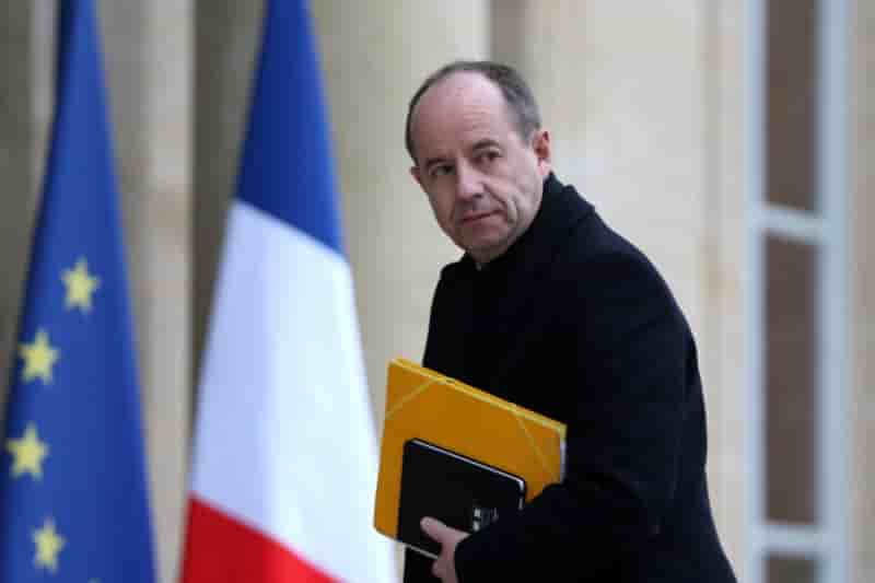 Jean-jacques urvoas defend le droit contre l’arbitraire
