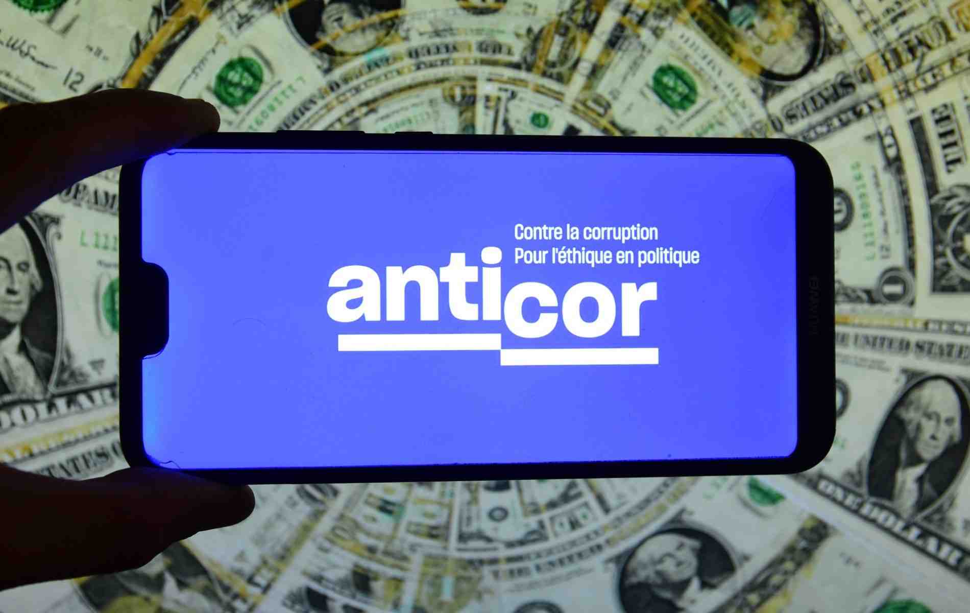 Anticor, qui revendique 7.000 adhérents, avait déposé dès juin 2023 une nouvelle demande, à laquelle le gouvernement n'avait déjà pas répondu.