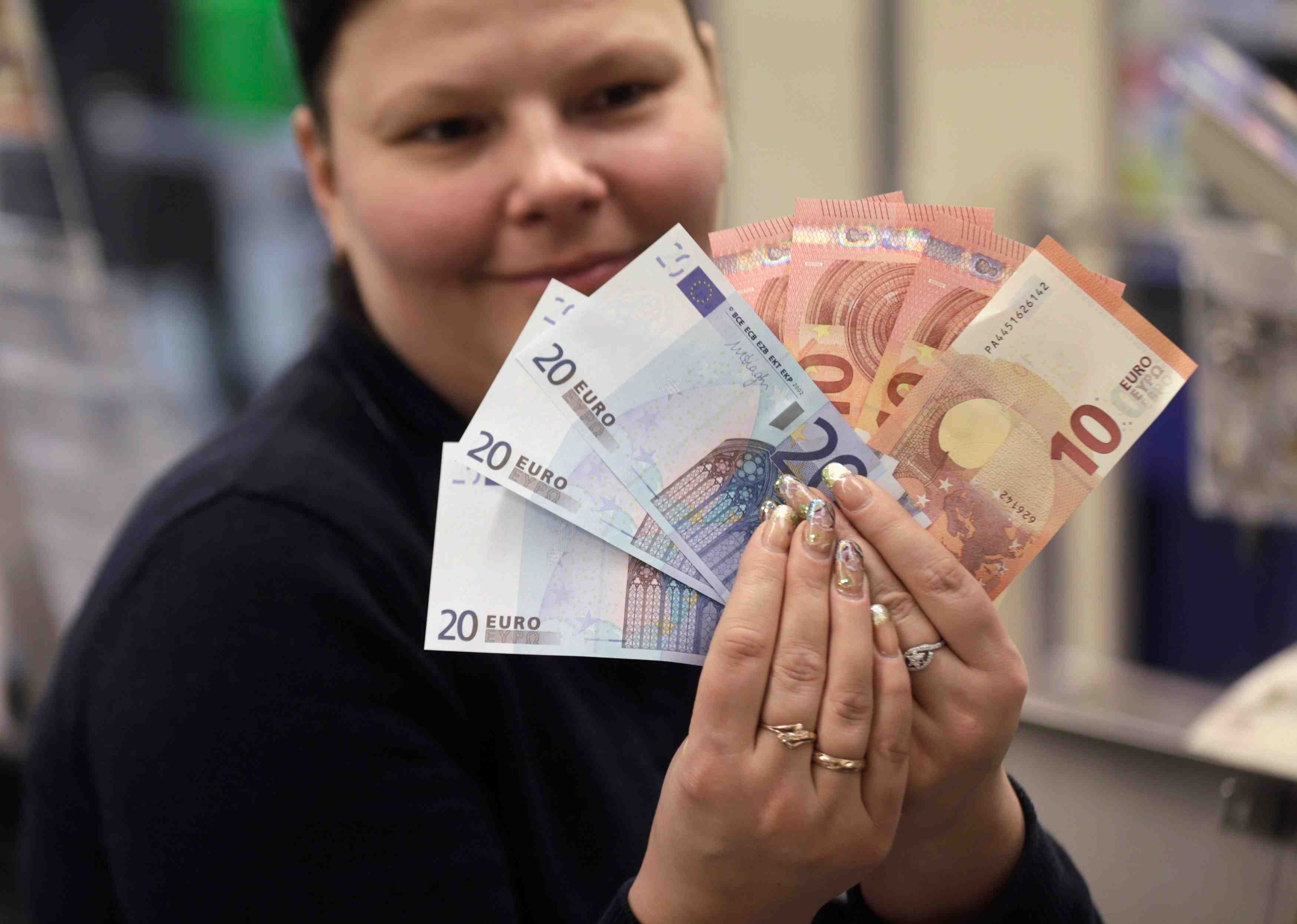La lituanie adopte l'euro