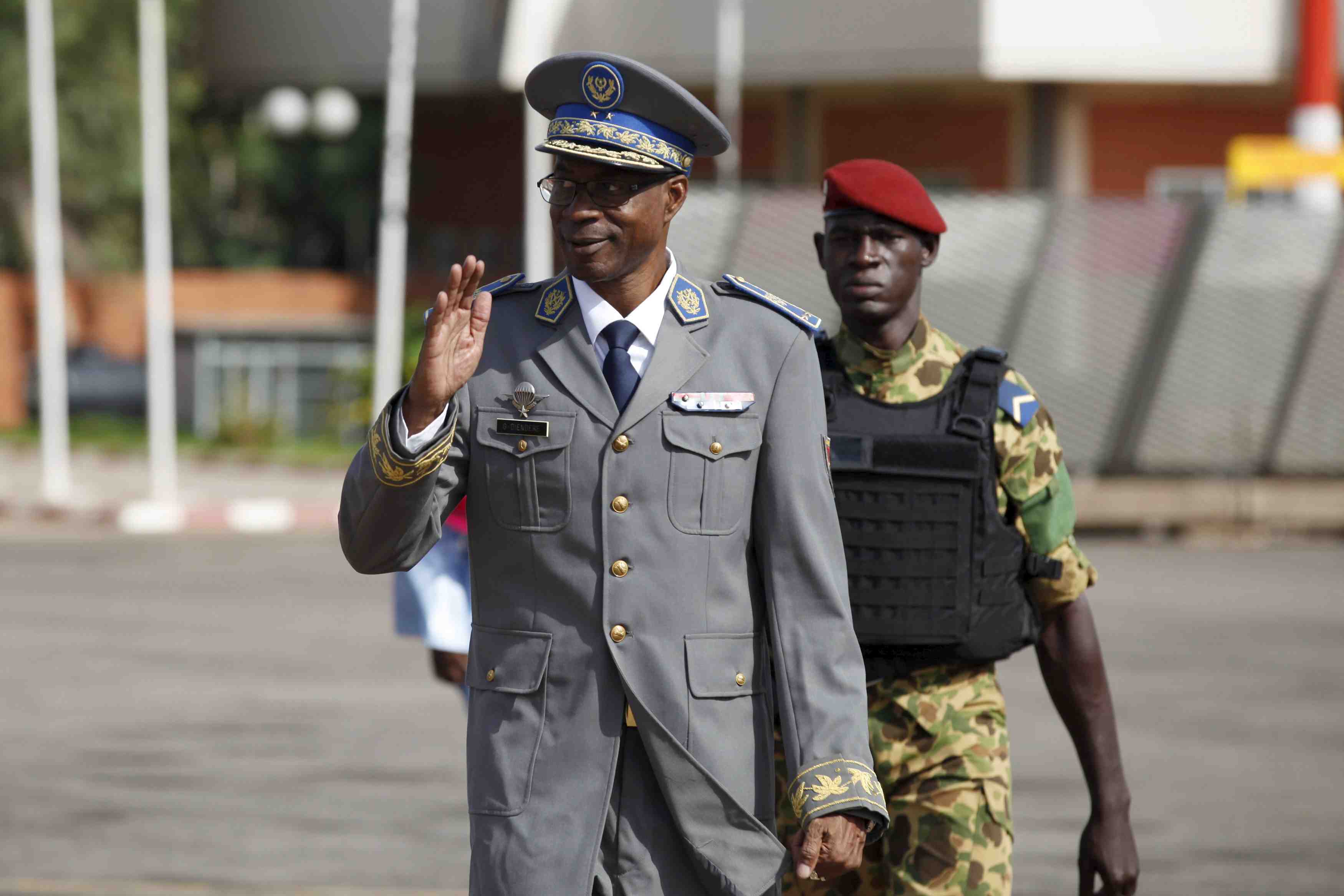 Dissolution au burkina faso de la garde presidentielle