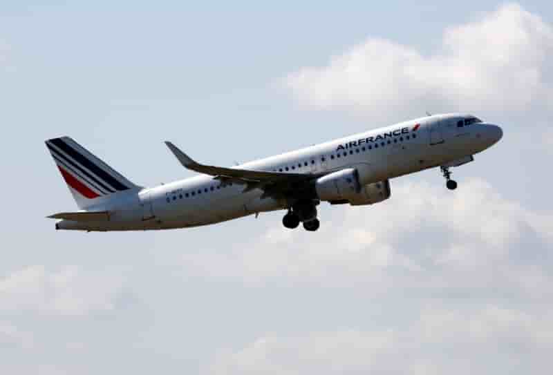 Air france affecte par les greves et les attentats