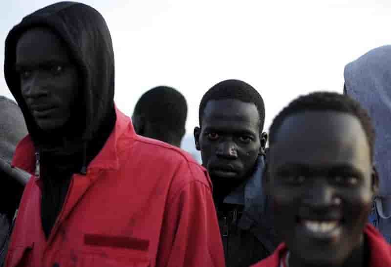 Abus sur des migrants en italie denonces par amnesty