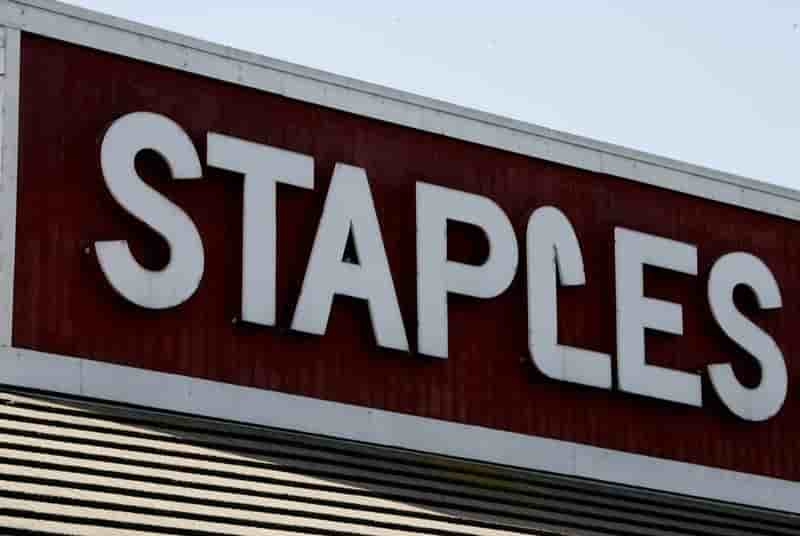 Staples va annoncer sa vente a sycamore partners