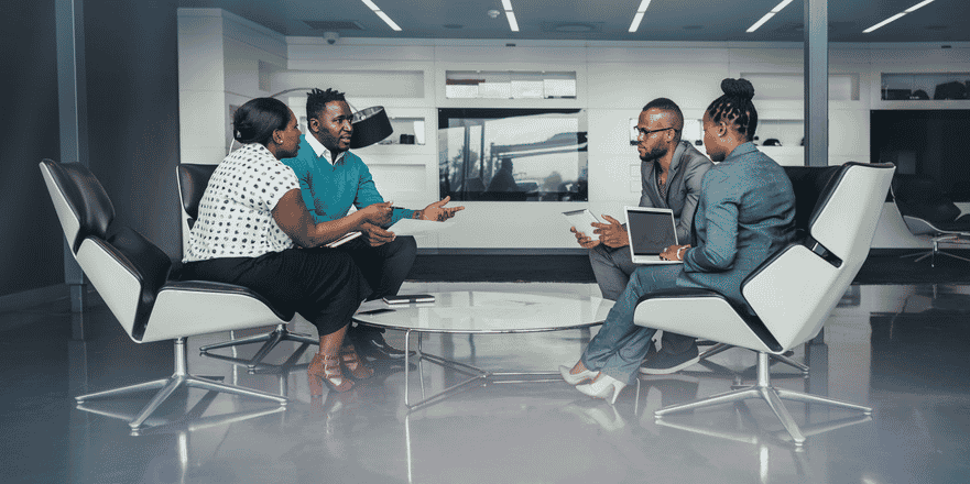 La jeunesse africaine innove pour l'énergie startup pme équipe rh ressources humaine