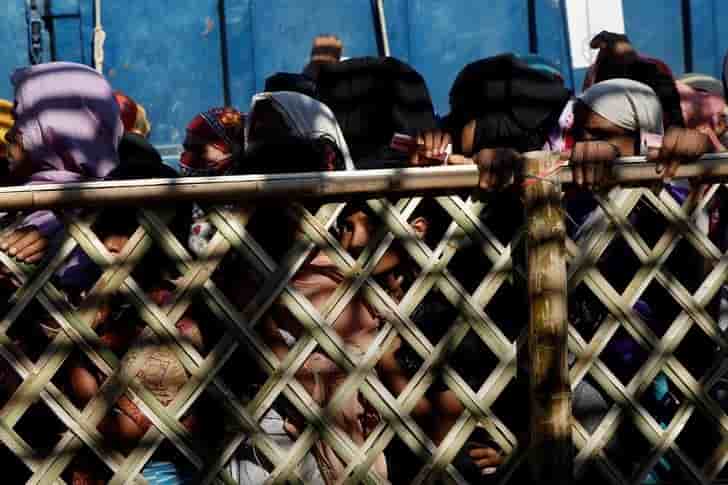 Des rohingyas fuient toujours la birmanie pour le bangladesh