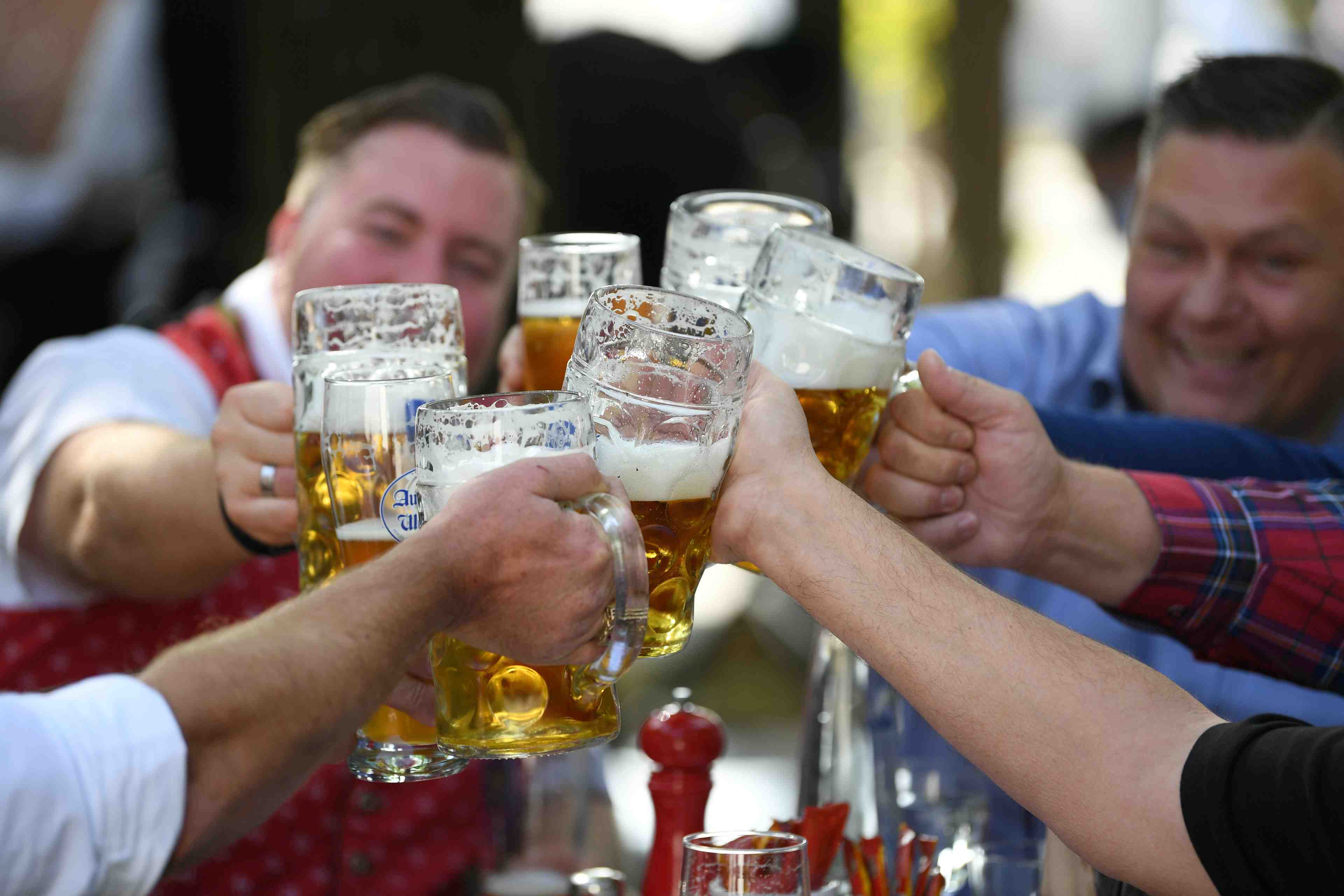 L'"oktoberfest" encore une fois annulee