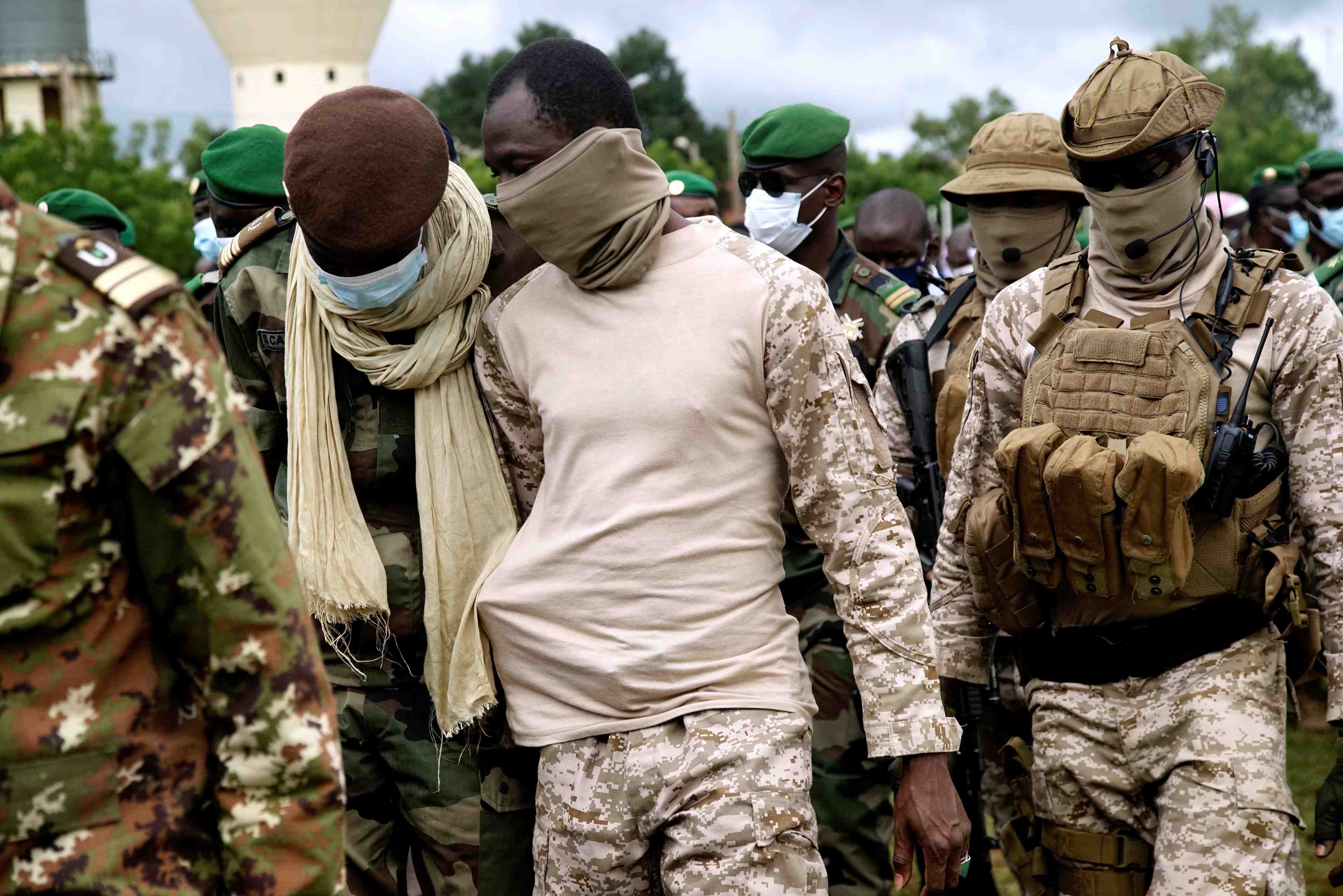 Mali: quarante-deux soldats tues dans une attaque