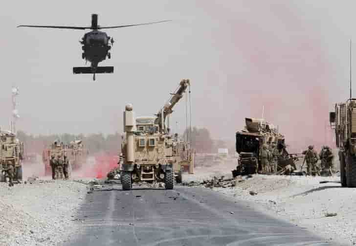Attentat suicide en afghanistan contre l'otan, des victimes