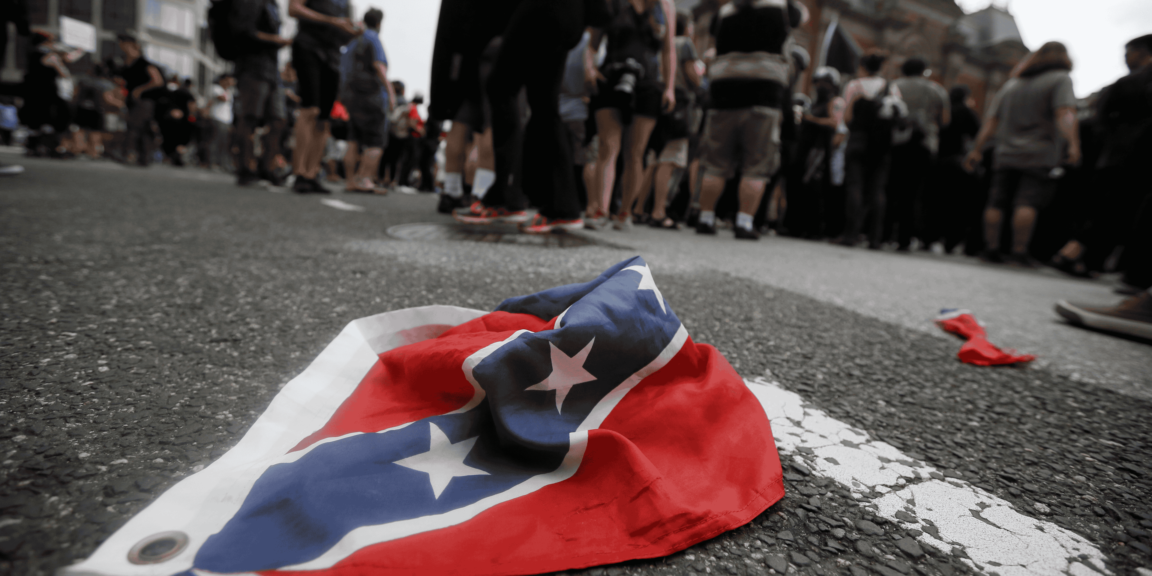 Usa: quatre arrestations dans l'enquete sur les violences de charlottesville