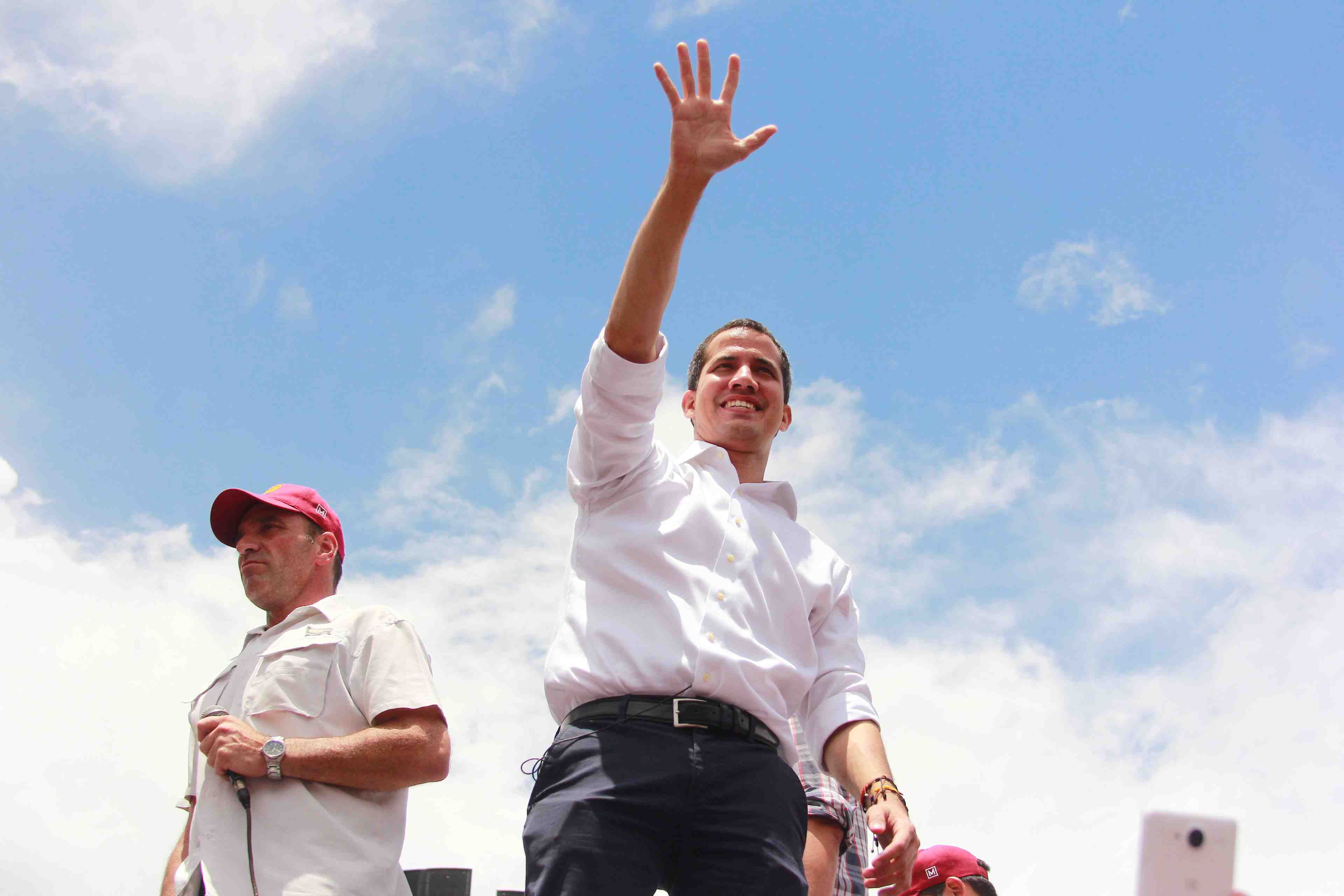 Le bresil retire une invitation faite a une emissaire de guaido