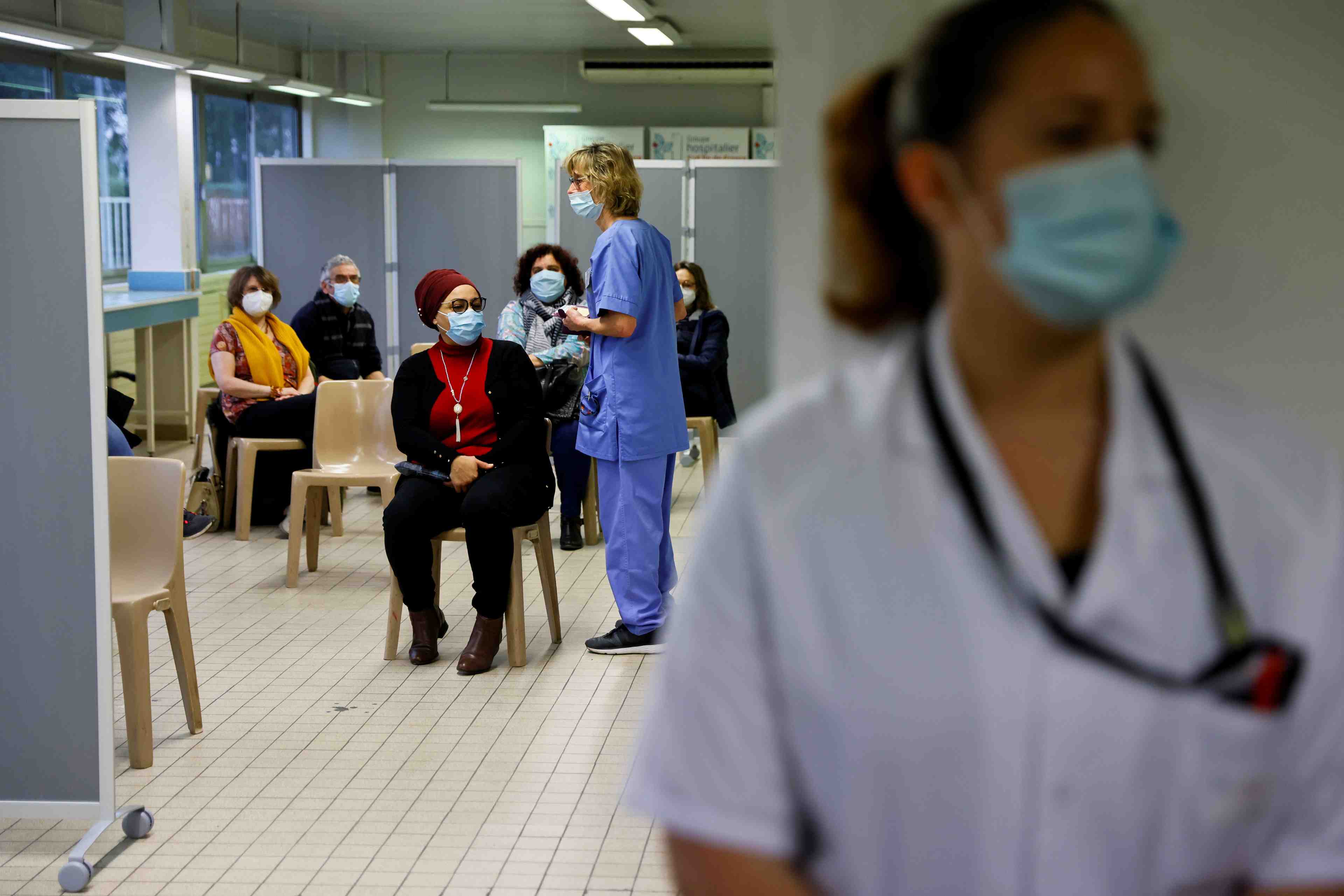 Coronavirus/france: la circulation du variant dit anglais reste pour l'instant maitrisee, selon lina