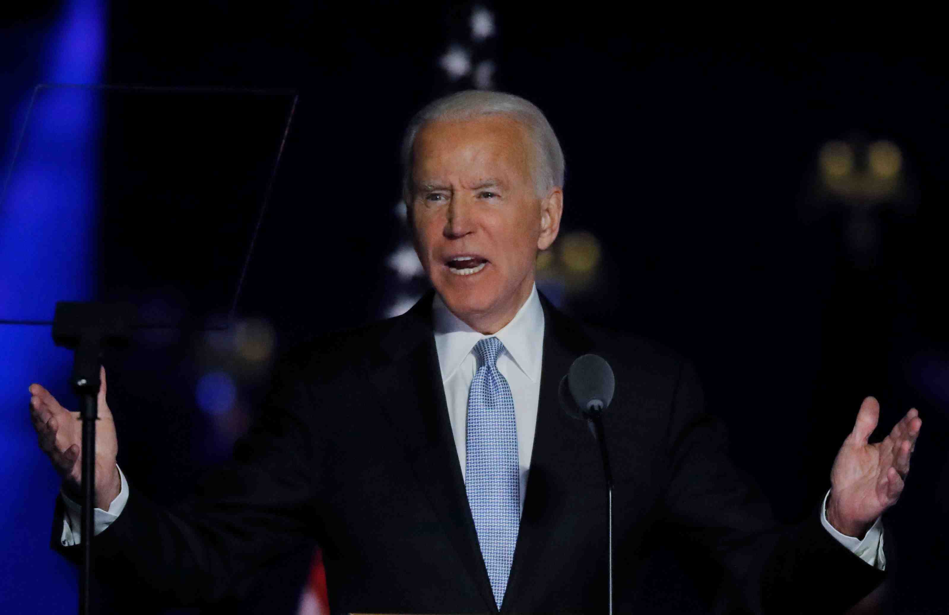 Biden veut "guerir" une nation divisee, s'attaque au coronavirus