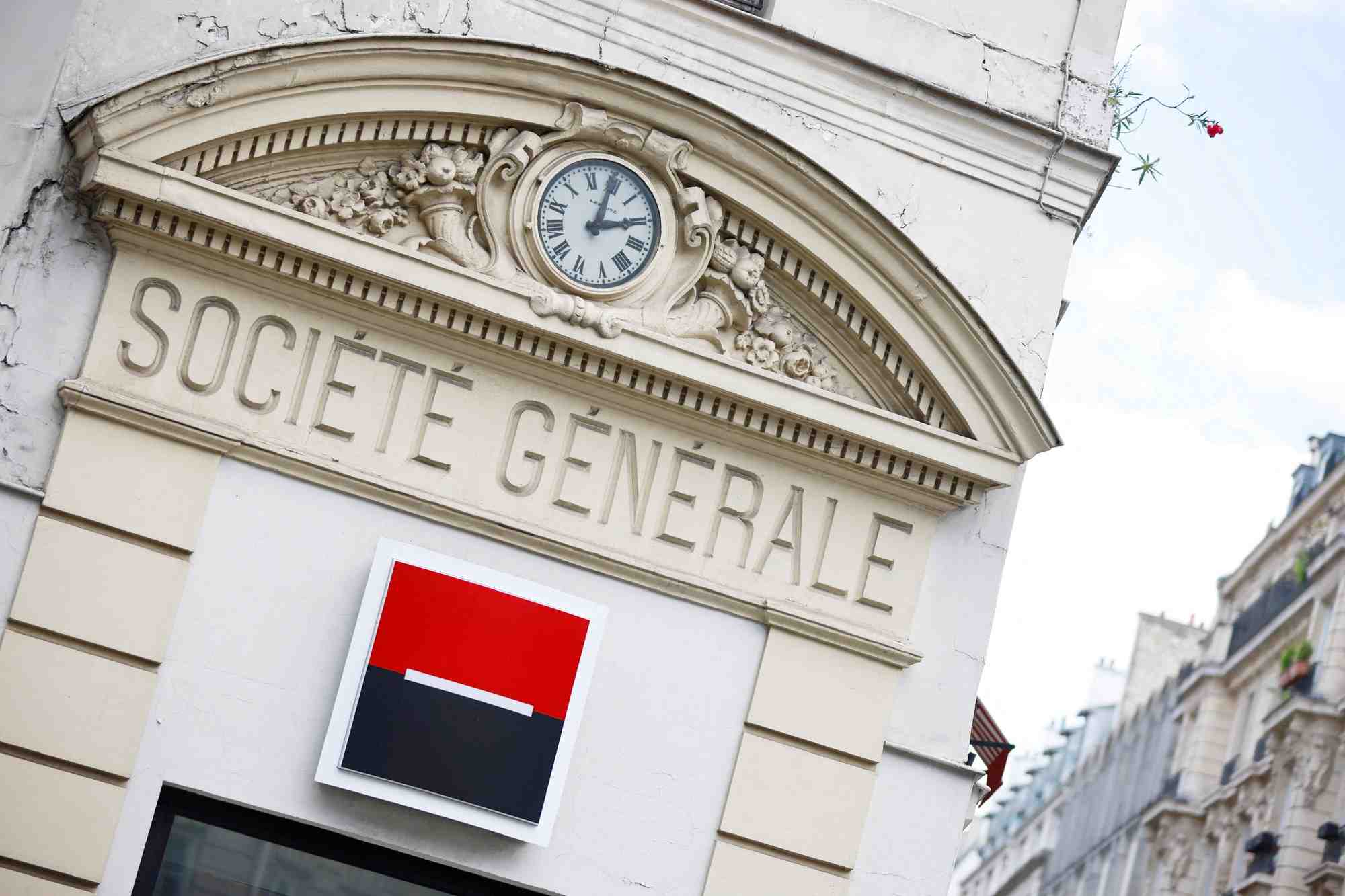 Societe generale cesse ses activites en russie