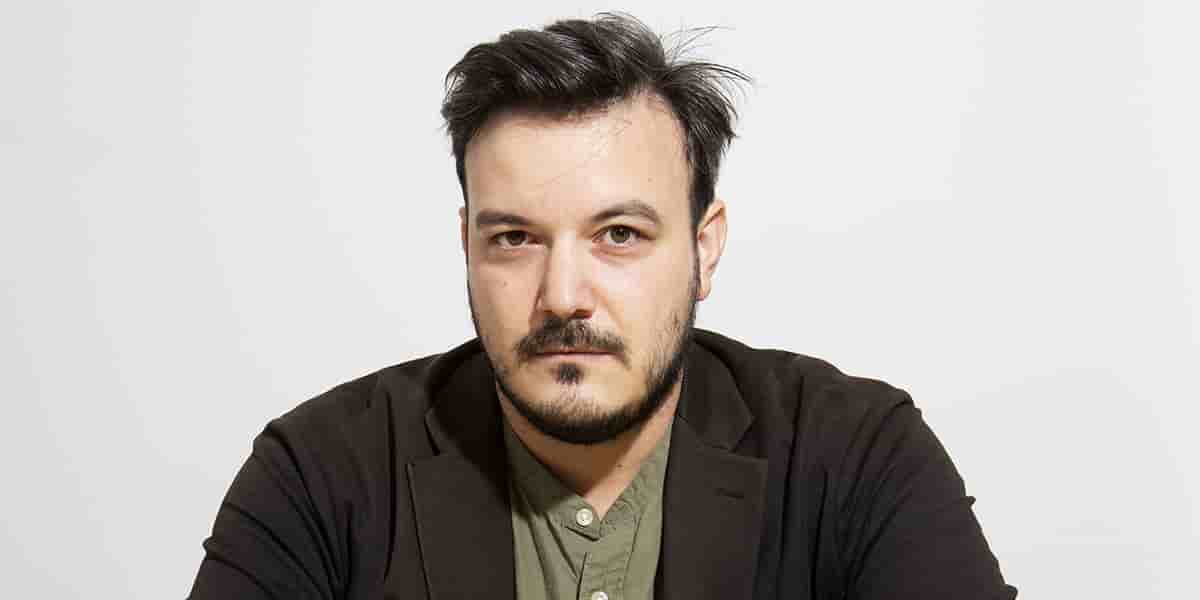 Clément Ribes publie son premier roman aux éditions Verticales.