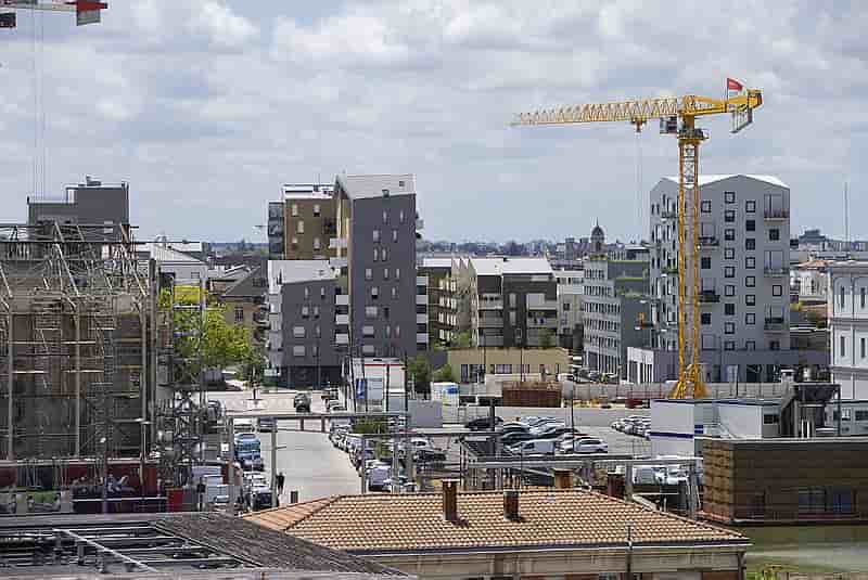 Faut-il continuer à construire à Bordeaux ? Oui selon les acteurs locaux du bâtiment.