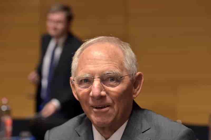 L'ex-ministre wolfgang schauble elu president du bundestag