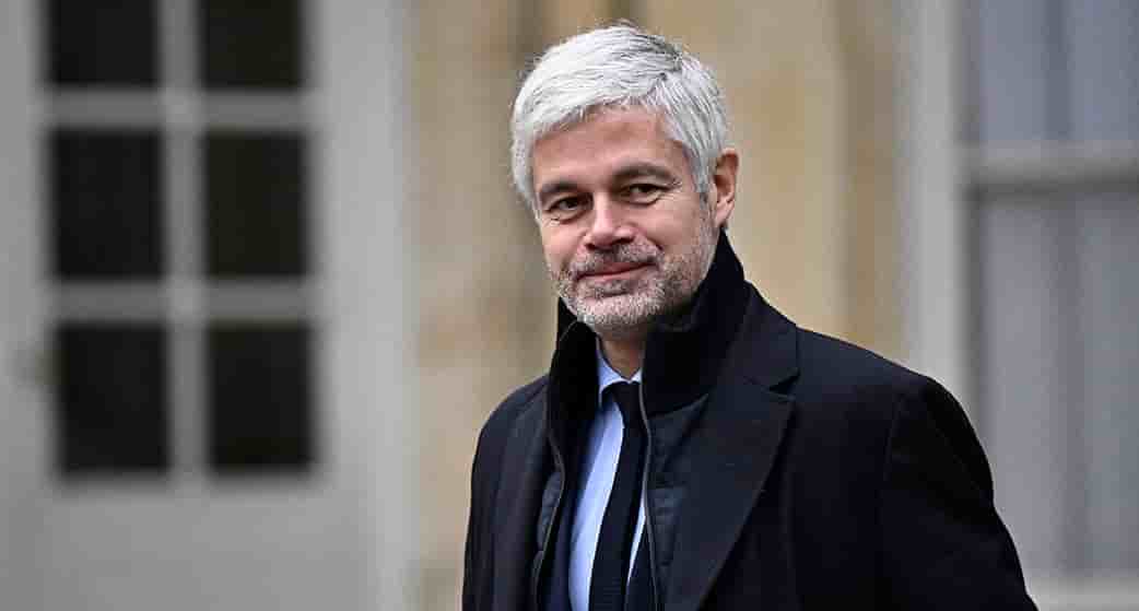 Laurent Wauquiez s’oppose à la promotion de Richard Ferrand et il contraint Bruno Retailleau, ministre de l’Intérieur, à faire un choix.