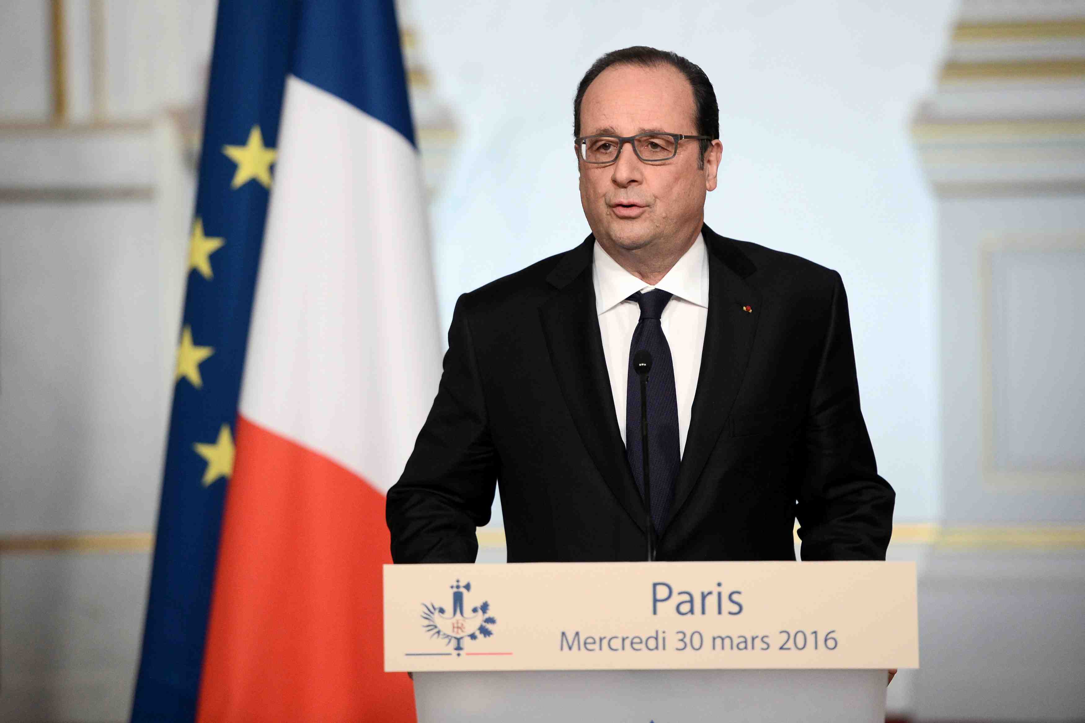 Francois hollande clot le debat sur la revision constitutionnelle