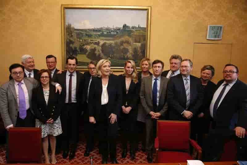 Une eurodeputee du fn sommee de rembourser 40.000 euros