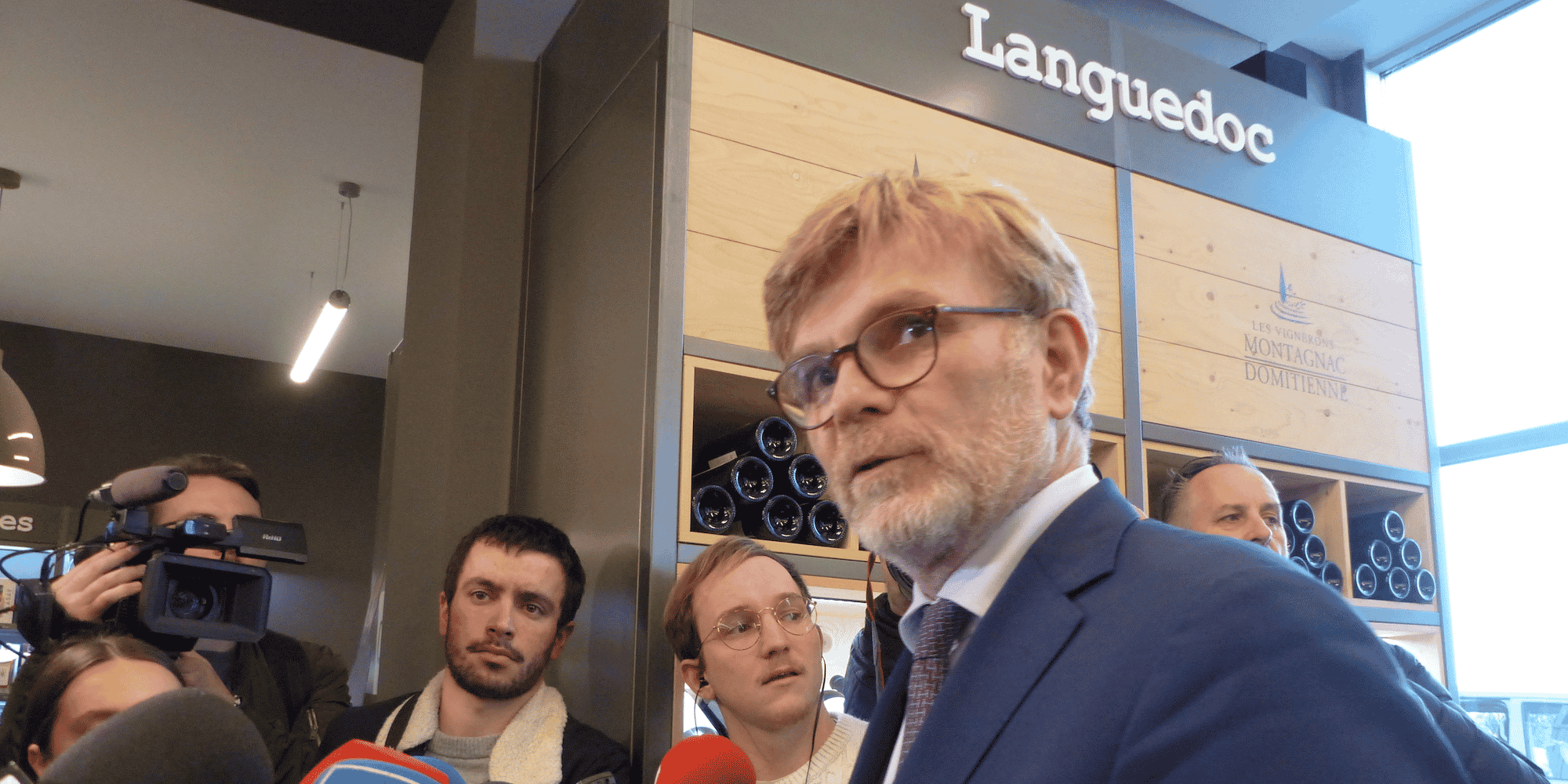 Le ministre de l’Agriculture Marc Fesneau, en déplacement dans l’Hérault ce 2 février, a rencontré les responsables professionnels de la filière viticole régionale.