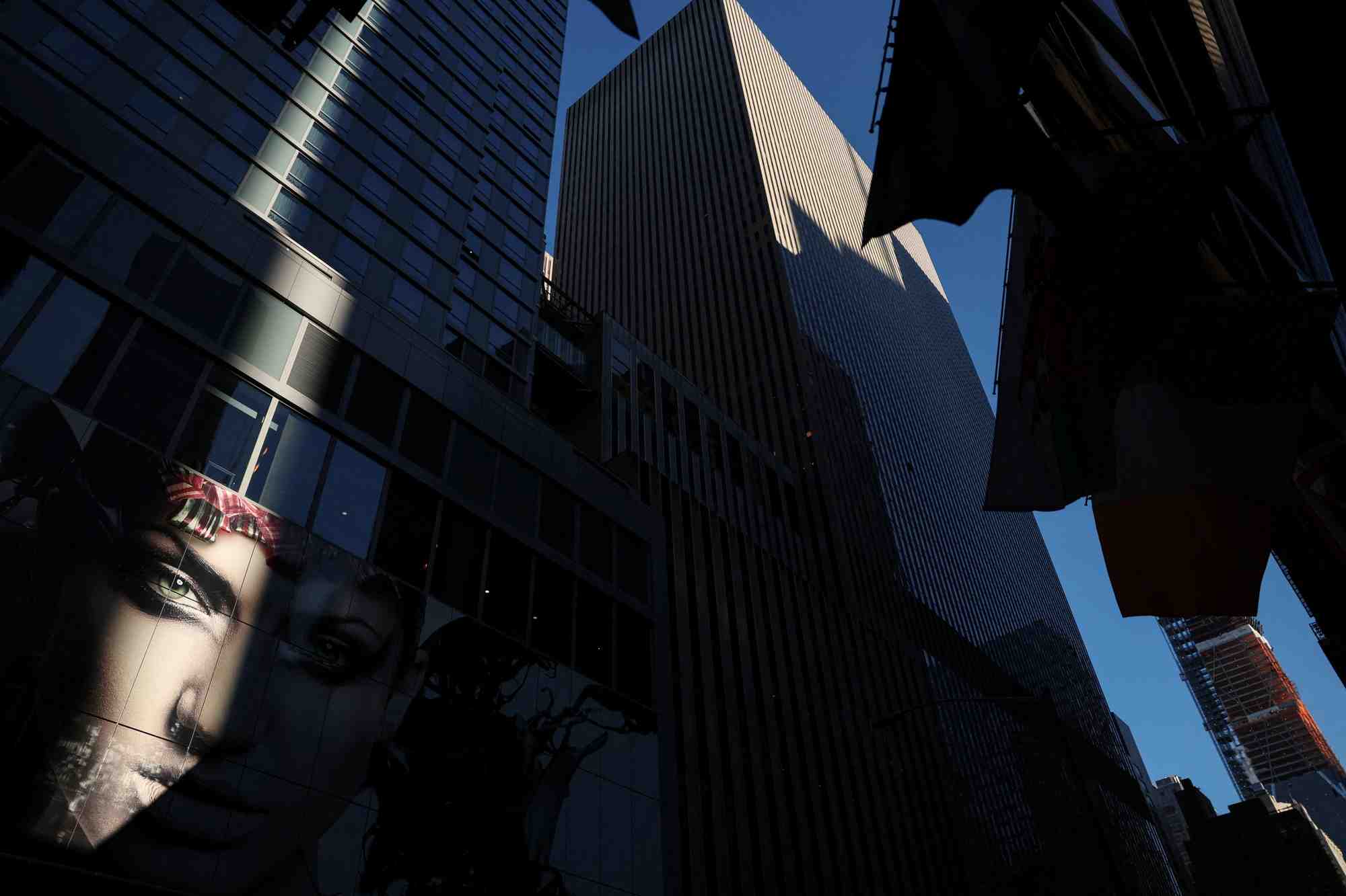 Les gratte-ciel du quartier de times square a new york