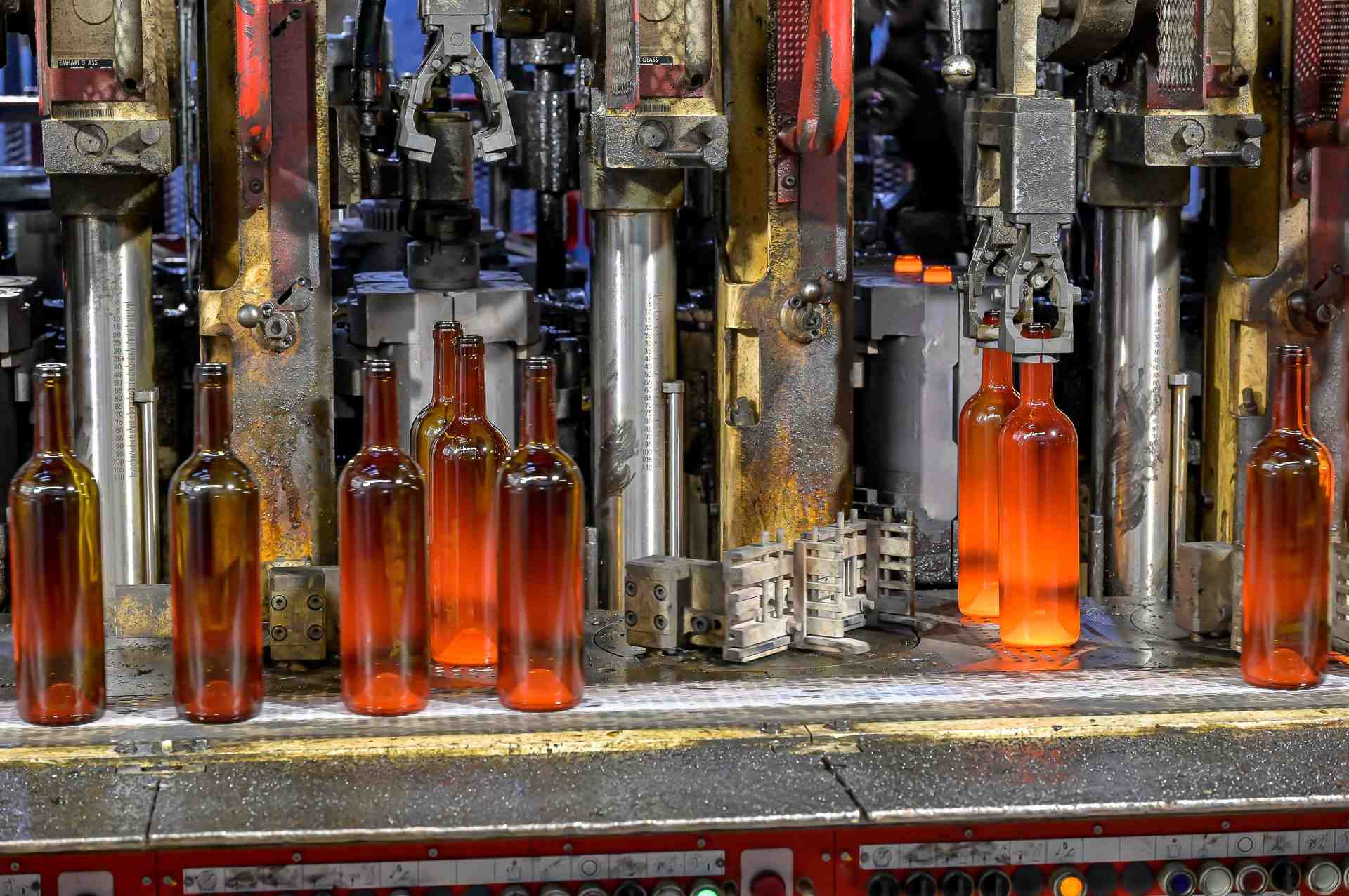 Depuis avril, les salariés de l'usine girondine d'OI-Glass travaillent avec un seul four sur les deux du site.