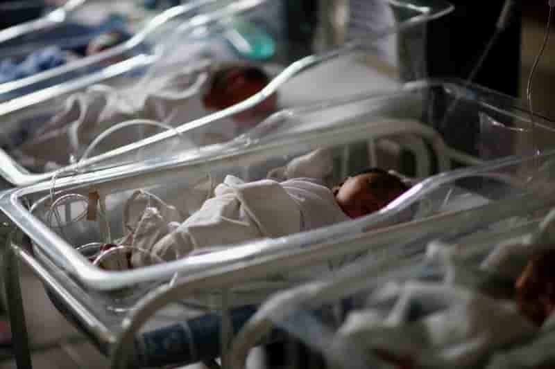 Une femme de 65 ans donne naissance a des quadruples en allemagne