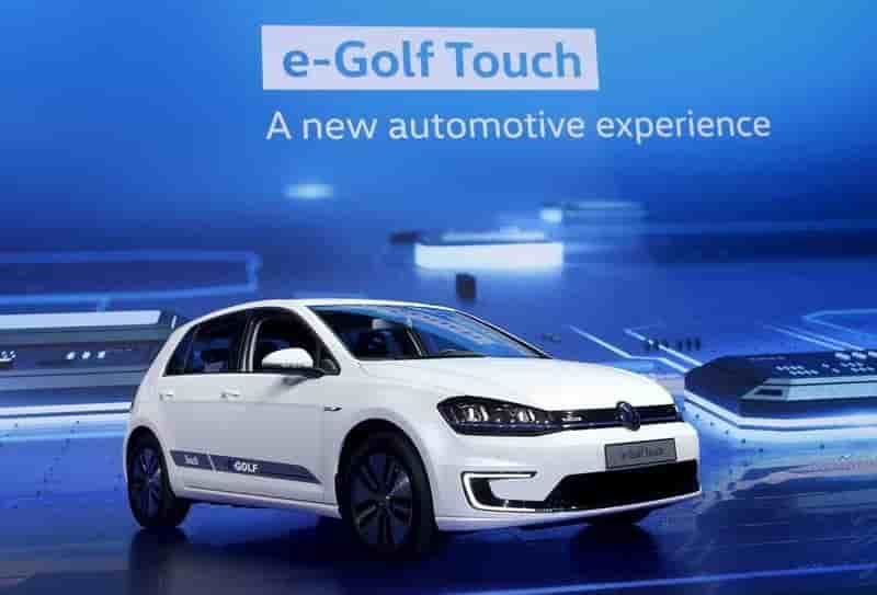 Vw prie de produire des voitures electriques aux etats-unis