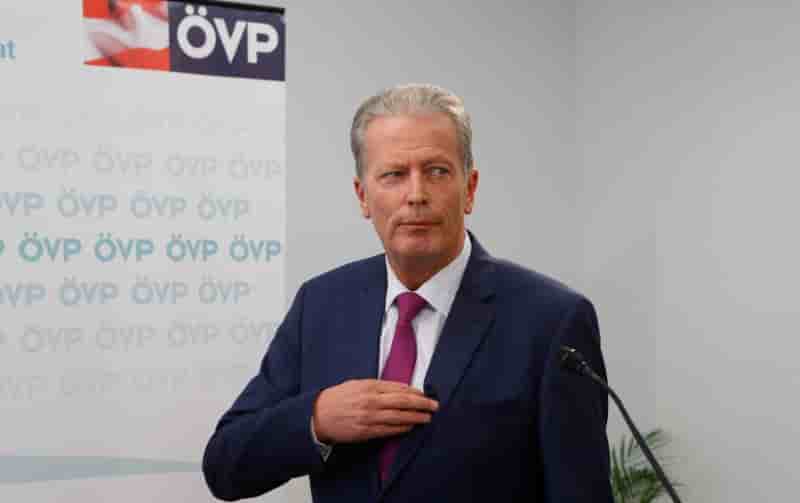Le vice-chancelier autrichien demissione