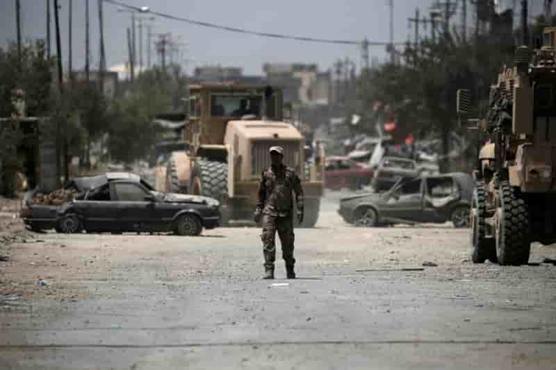 L'armee irakienne veut scinder les dernieres positions de l'ei a mossoul