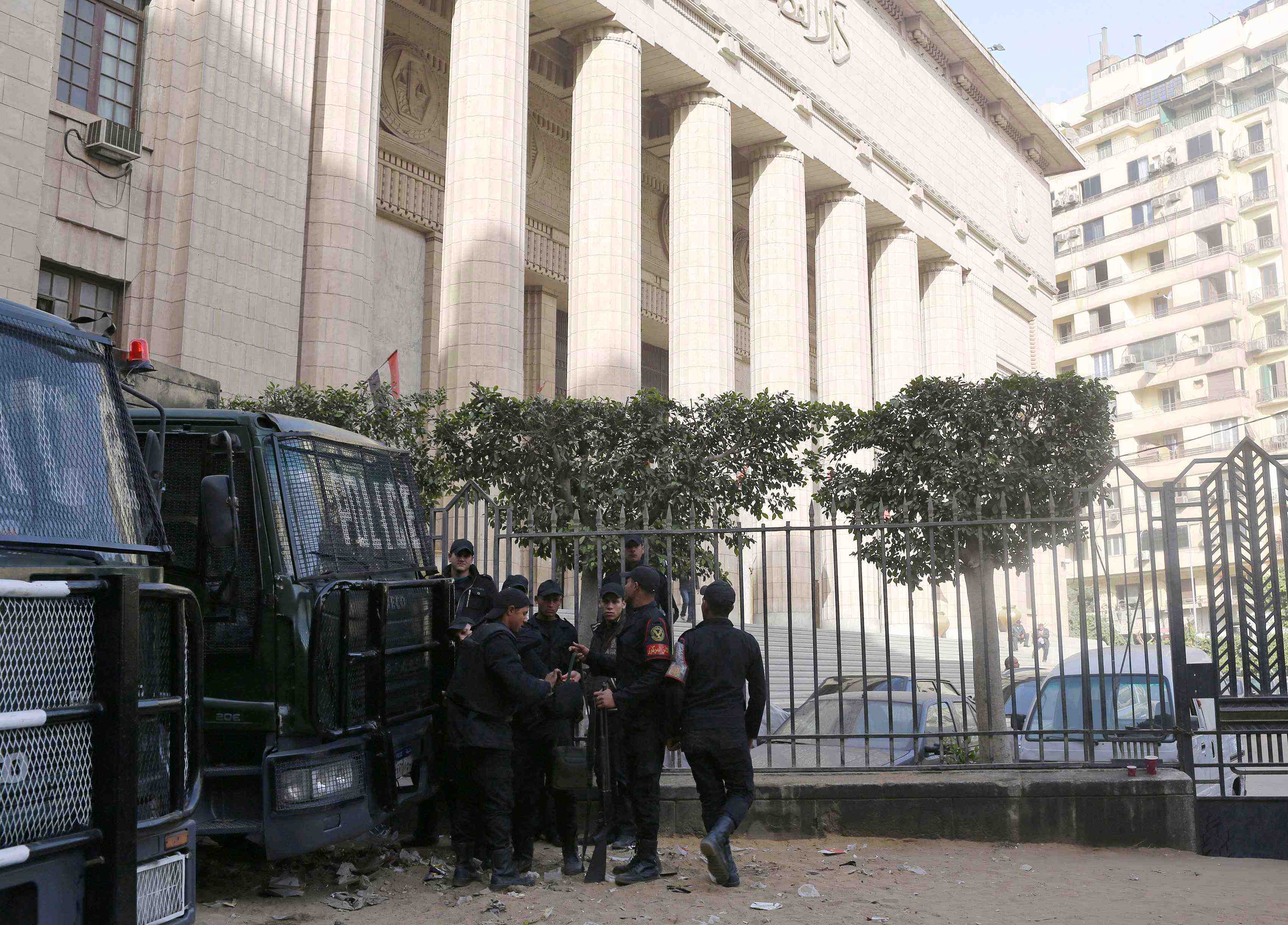 Les peines de trois journalistes d'al djazira en egypte annulees