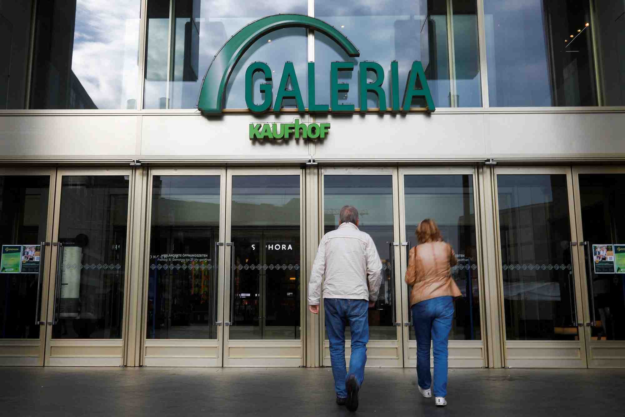 Un centre commercial galeria karstadt kaufhof a berlin
