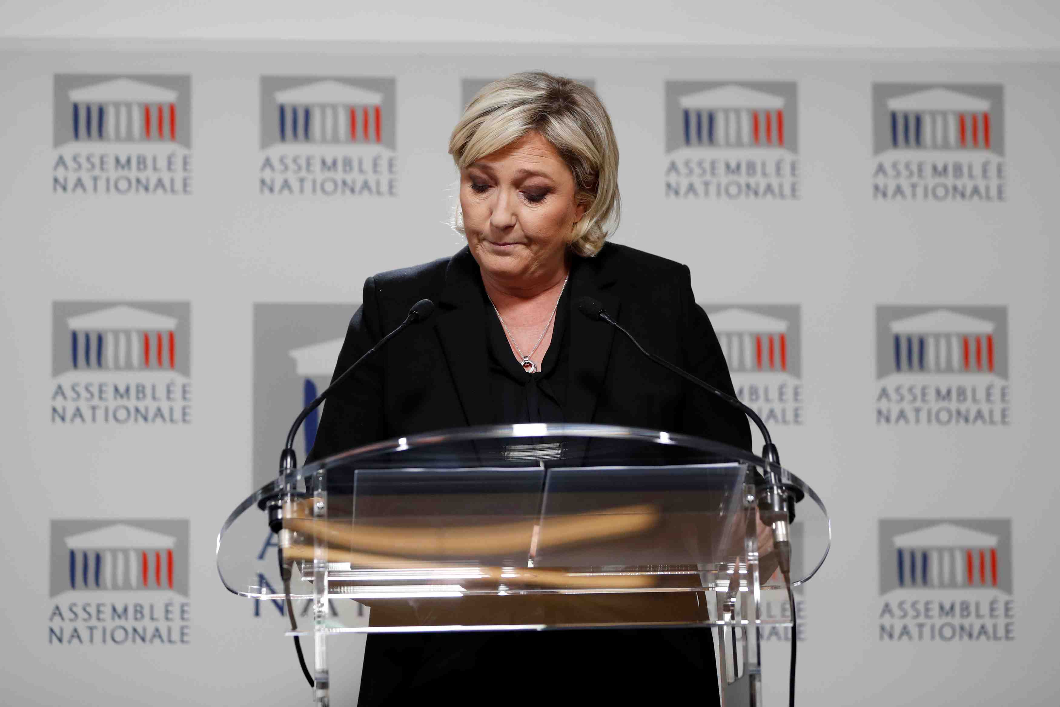 Depuis macron, le "risque terroriste" s'est aggrave, dit le pen