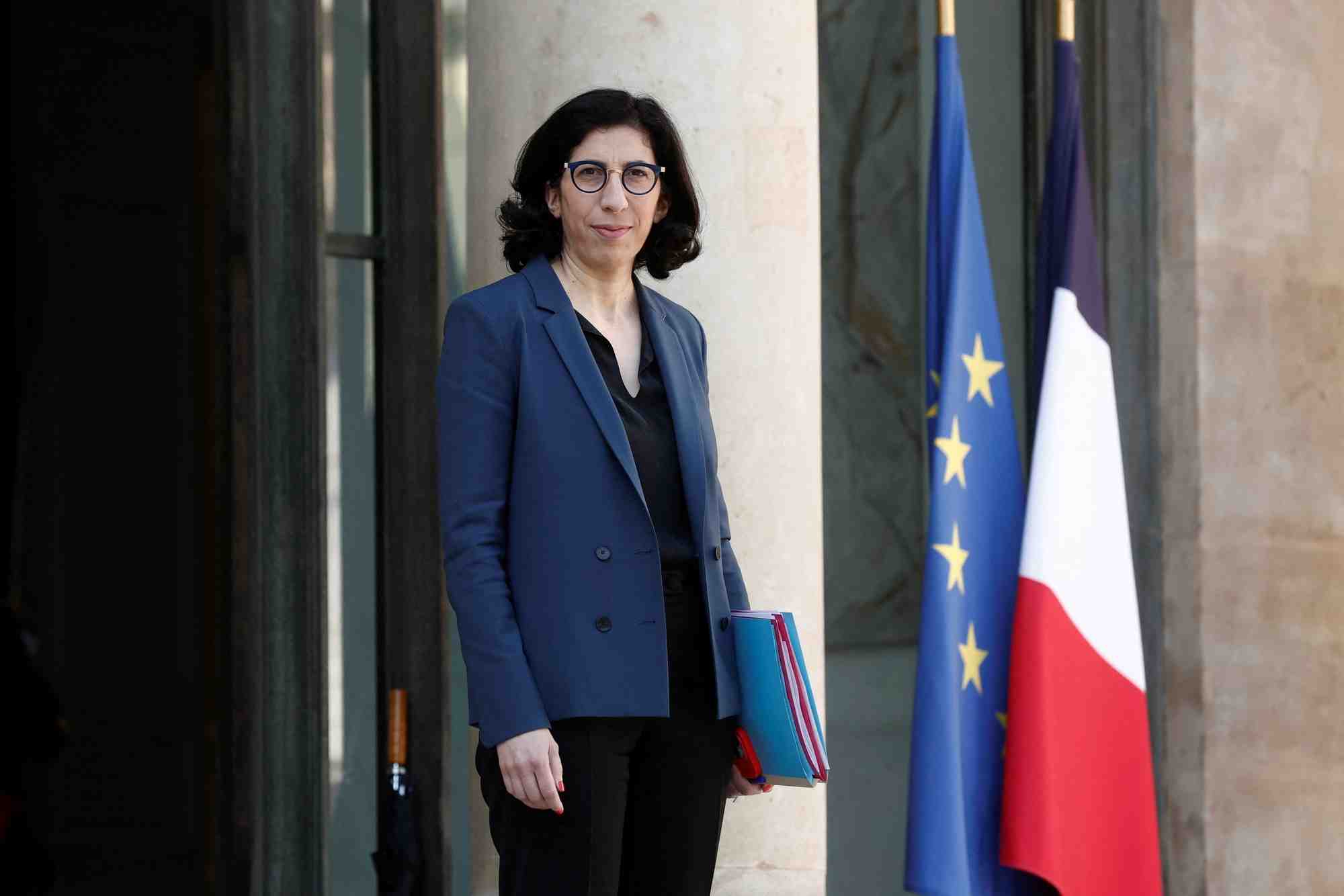La ministre de la culture, rima abdul malak, devant l'elysee