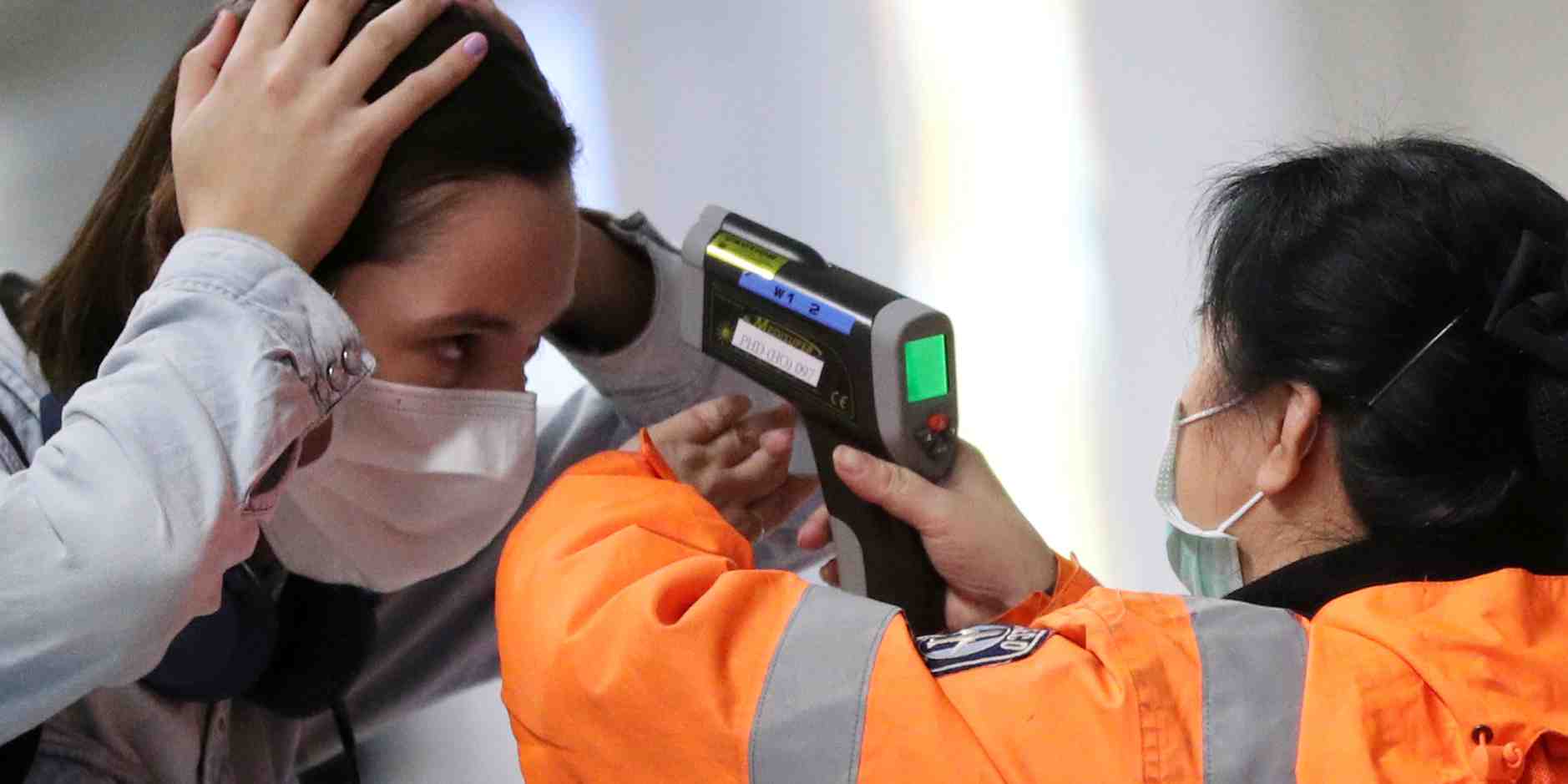 Ces nouveaux chiffres portent le bilan humain en Chine à près de 60.000 cas confirmés et au moins 1.355 morts.
