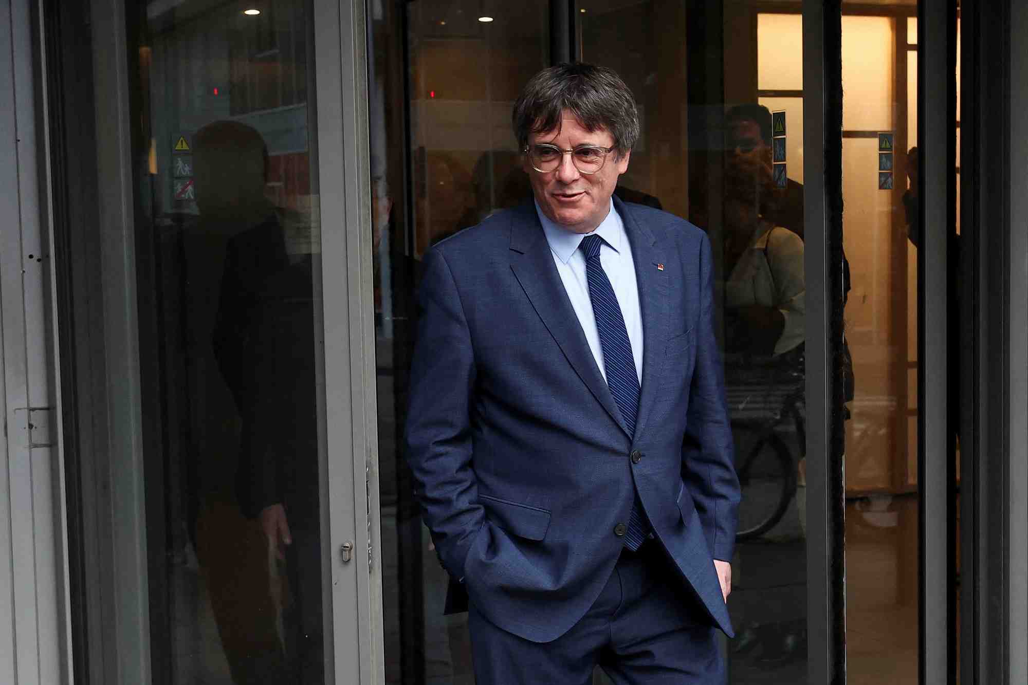 Le dirigeant independantiste catalan en exil, carles puigdemont, a bruxelles