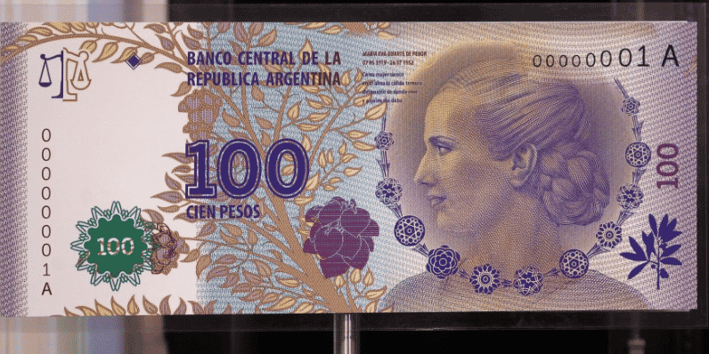 Argentine: le president de la banque centrale remplace, le peso monte