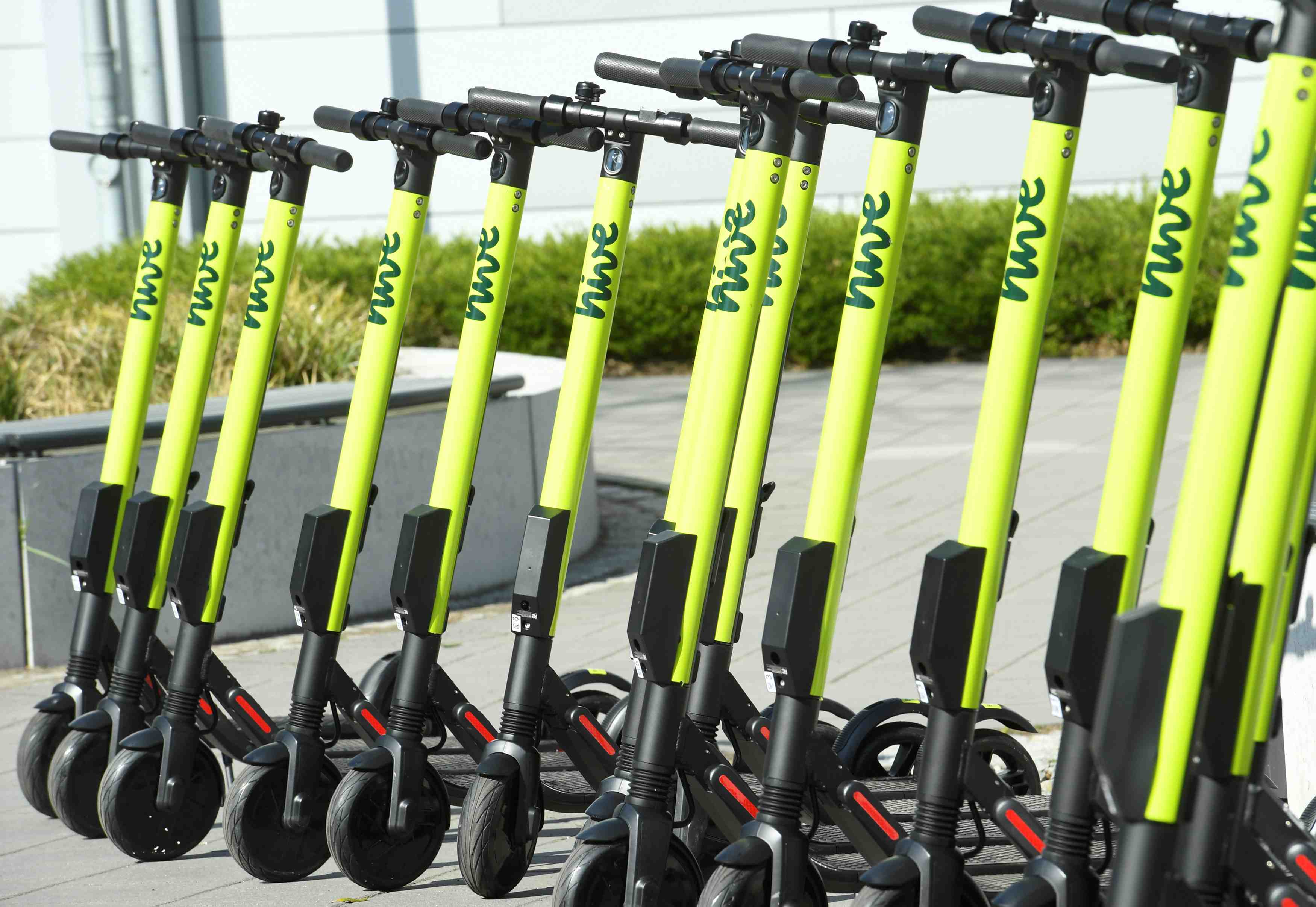 Les trottinettes electriques bientot soumises au code de la route