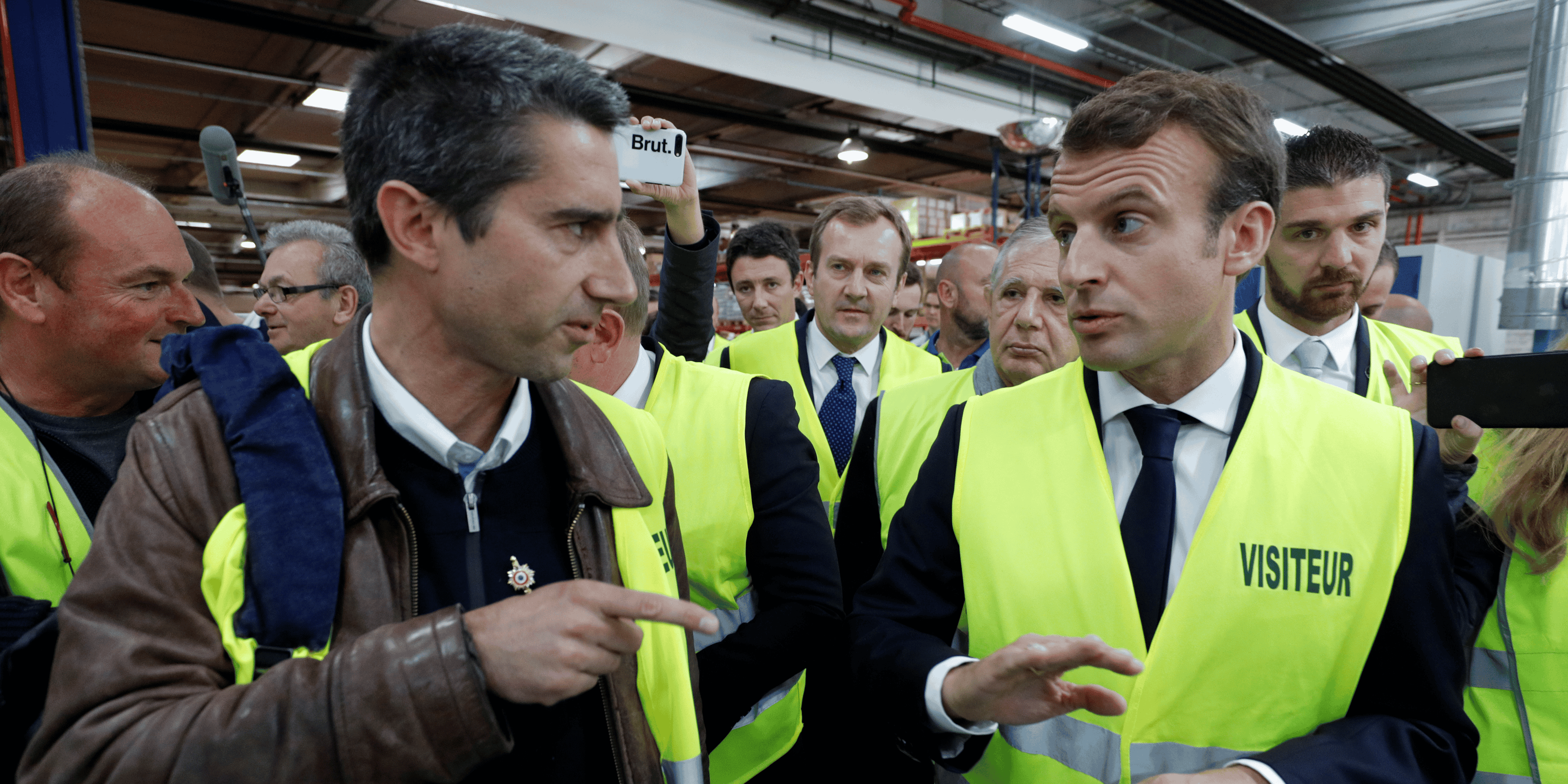 Whirlpool: macron defend le dialogue social face a un "insoumis"