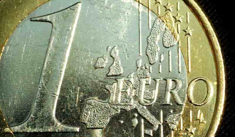 La tres grande majorite des grecs veut garder l'euro
