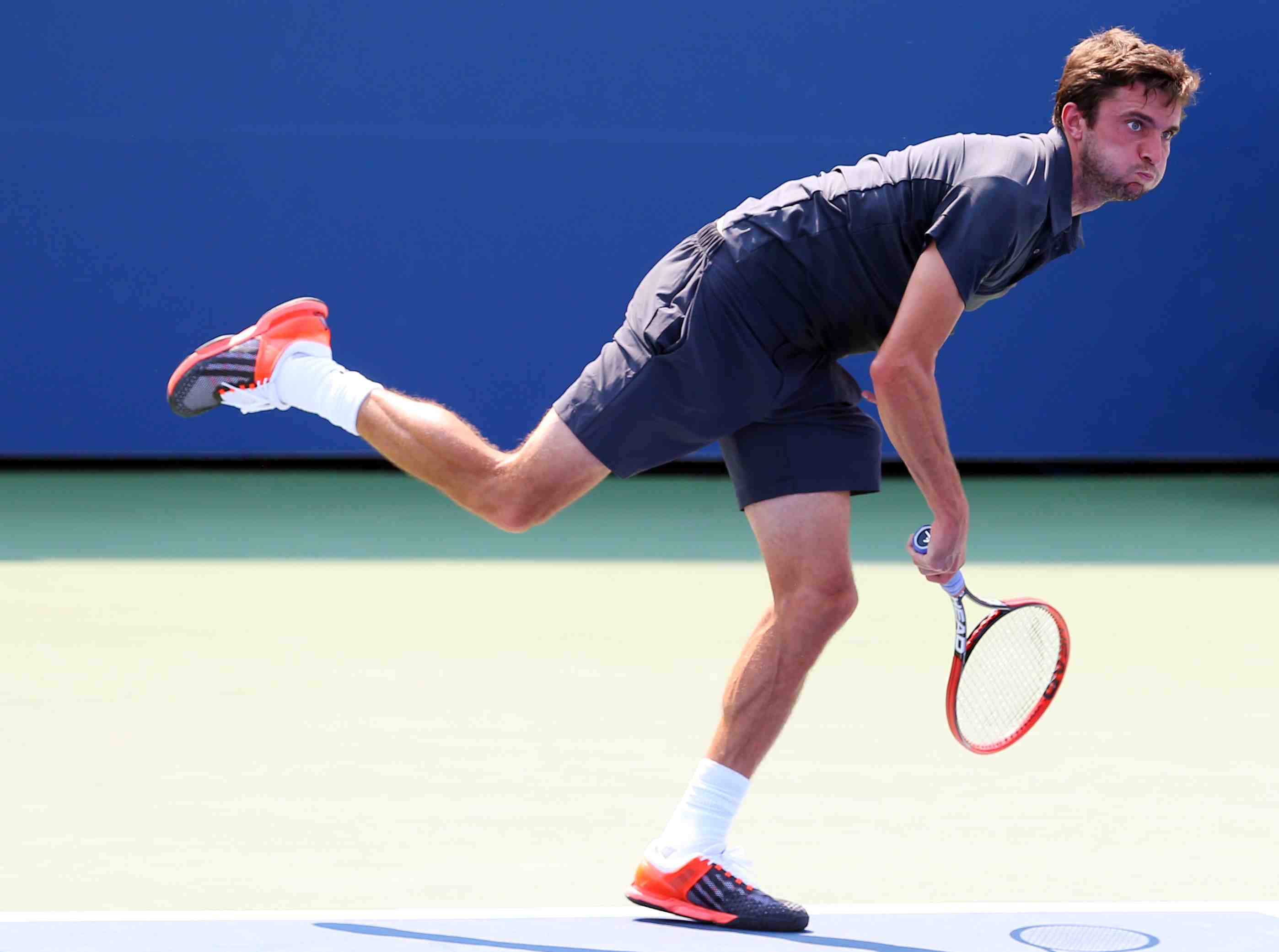 Gilles simon s'impose face a leonardo mayer