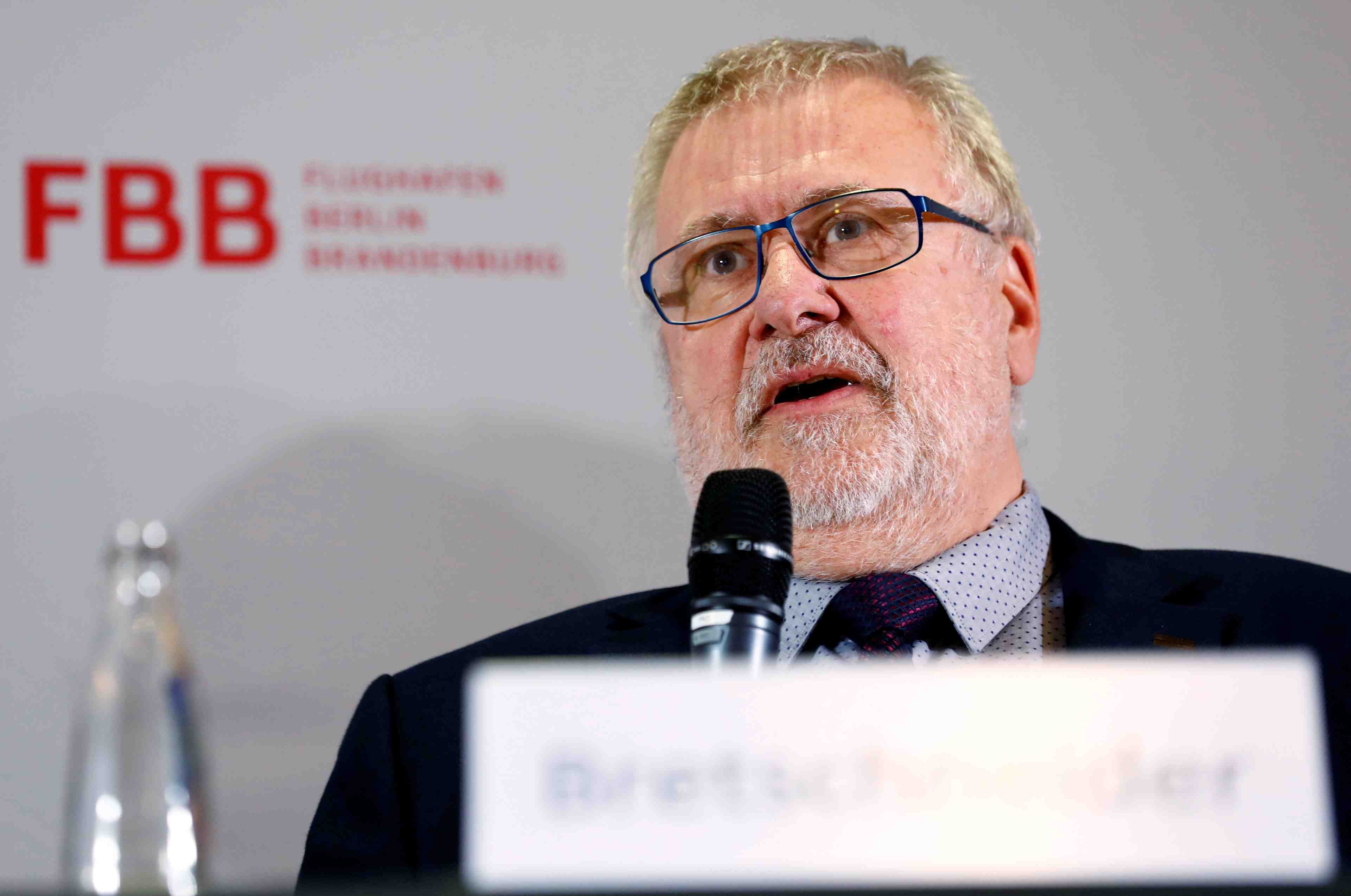 Le nouvel aeroport de berlin en manque de financement