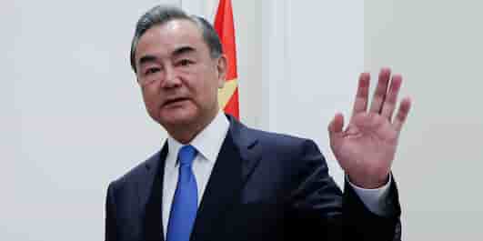 "Nous avons la possibilité de conclure d'ici à la fin de l'année. Il faut faire un pas l'un vers l'autre", a déclaré le chef de la diplomatie chinoise Wang Yi lors d'une conférence ce dimanche à l'Institut français des relations internationales (IFRI) à Paris, dans le cadre d'une tournée en Europe.